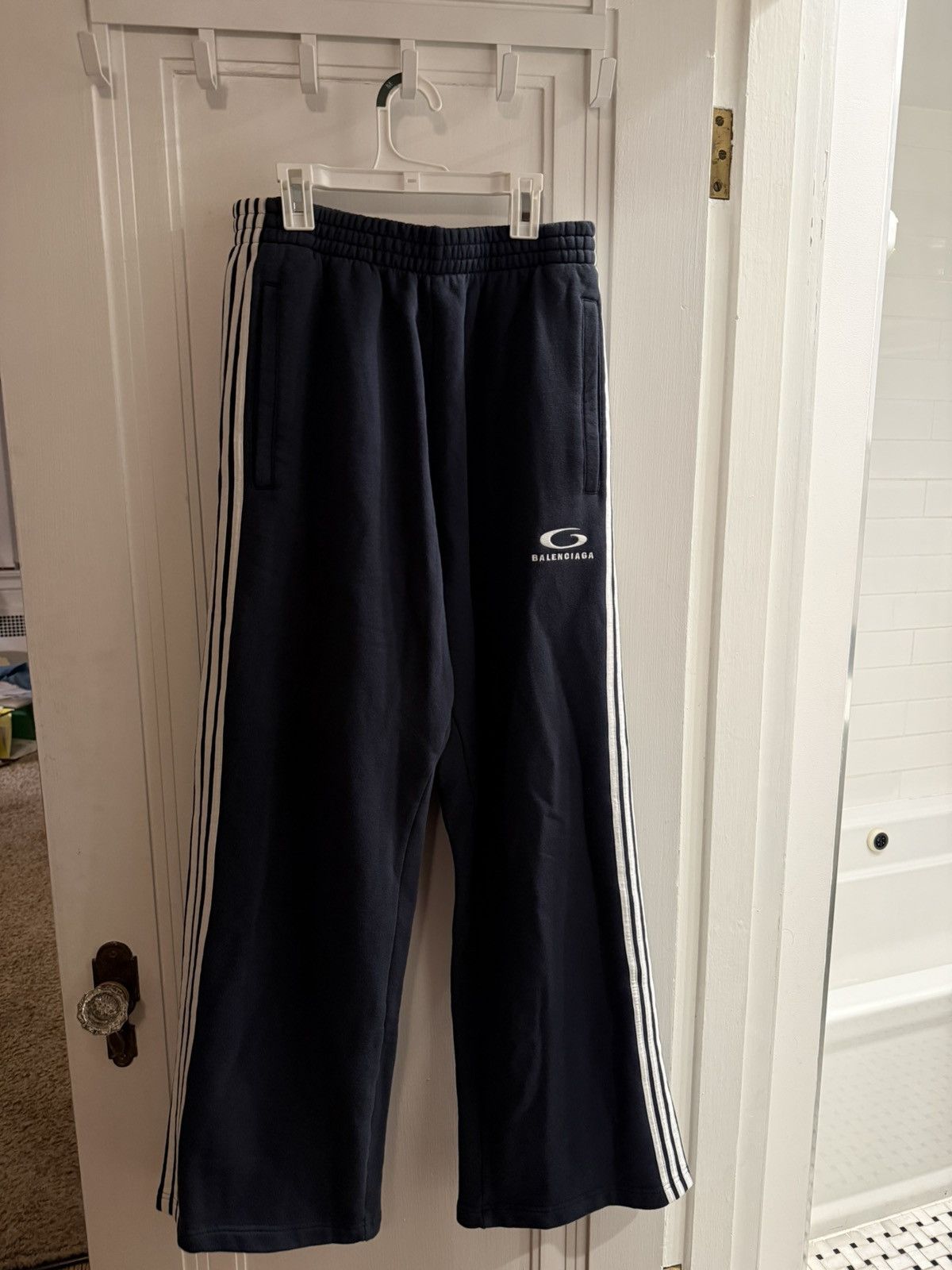 Balenciaga Balenciaga loop sports icon sweatpants Size US 30 / EU 46 - 1 Thumbnail