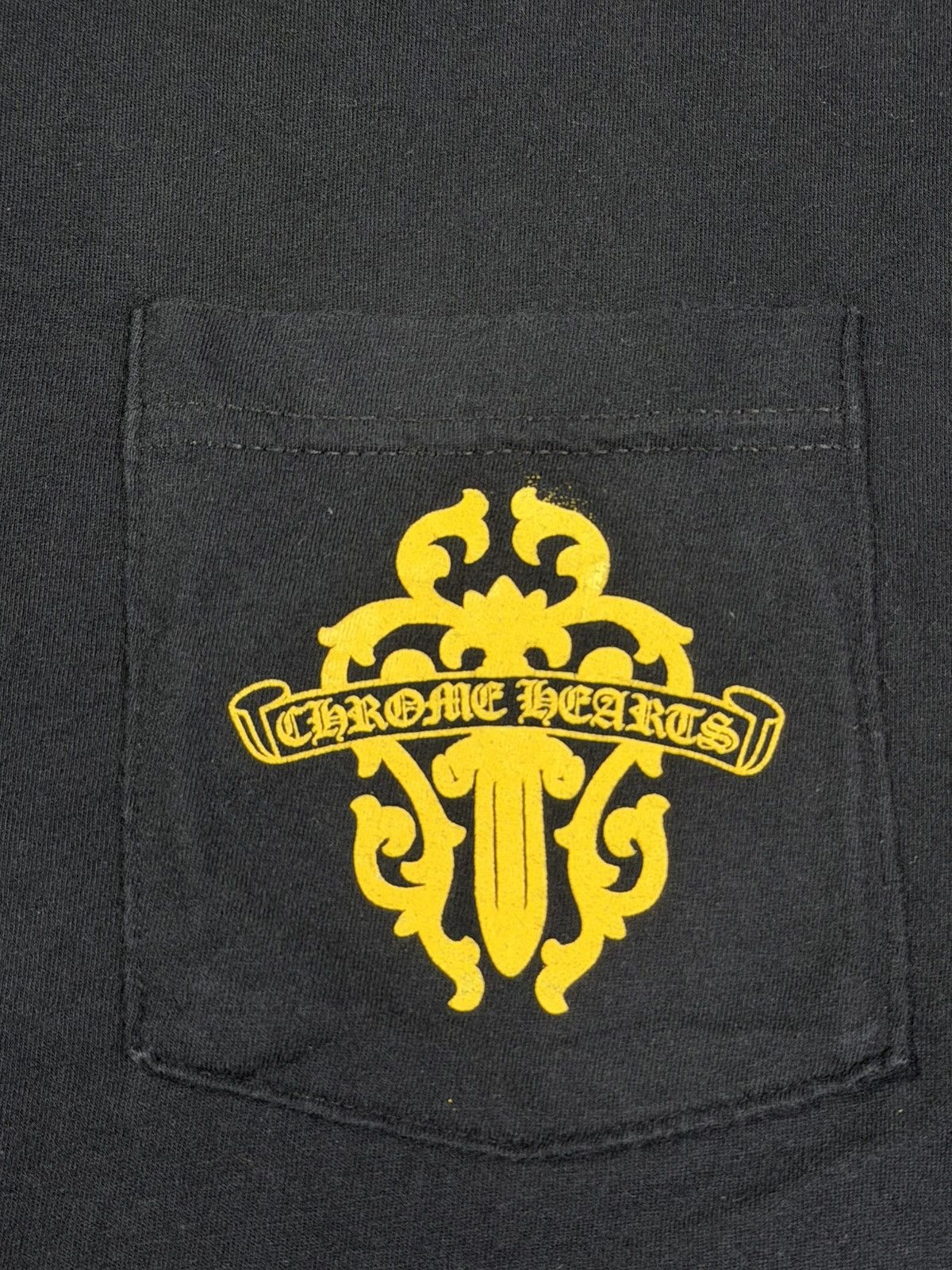 Chrome Hearts Minimalist Yellow Dagger Sleeve Script Size US XXL / EU 58 / 5 - 5 Thumbnail