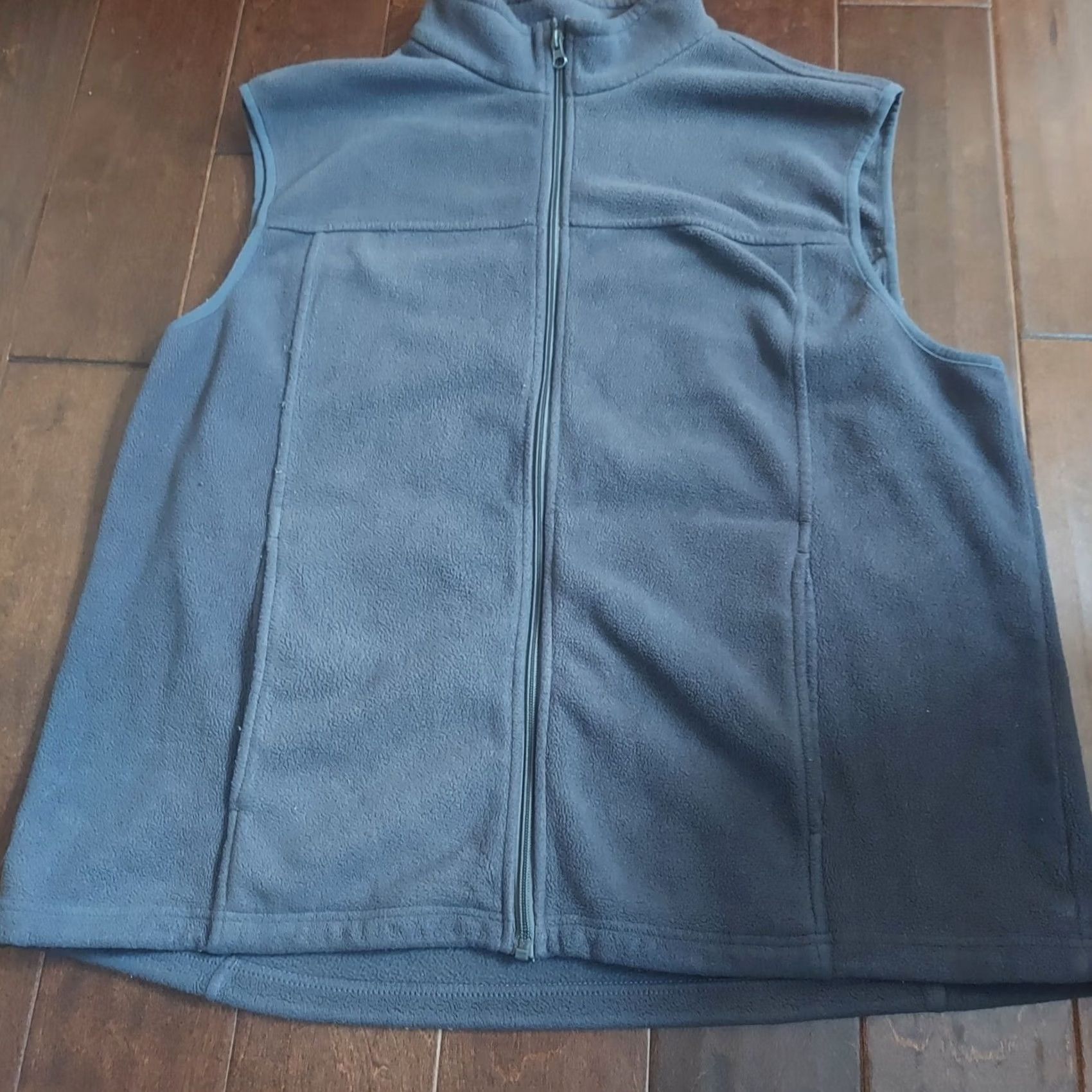 Bass Pro Shops Bass Pro Shops Vest Mens Sleeveless Gray Fleece Full Zip Front XL, Pockets, Thermal, Outdoor Fishing, Regular Fit, Polyester, China, Casual, Travel Size US XL / EU 56 / 4 - 3 Thumbnail