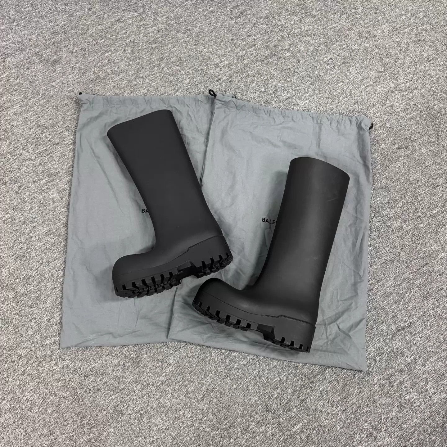 Balenciaga Balenciaga Black Rubber Platform Tall Rain Boots Hype Y2K Size US 6.5 / IT 36.5 - 2 Thumbnail