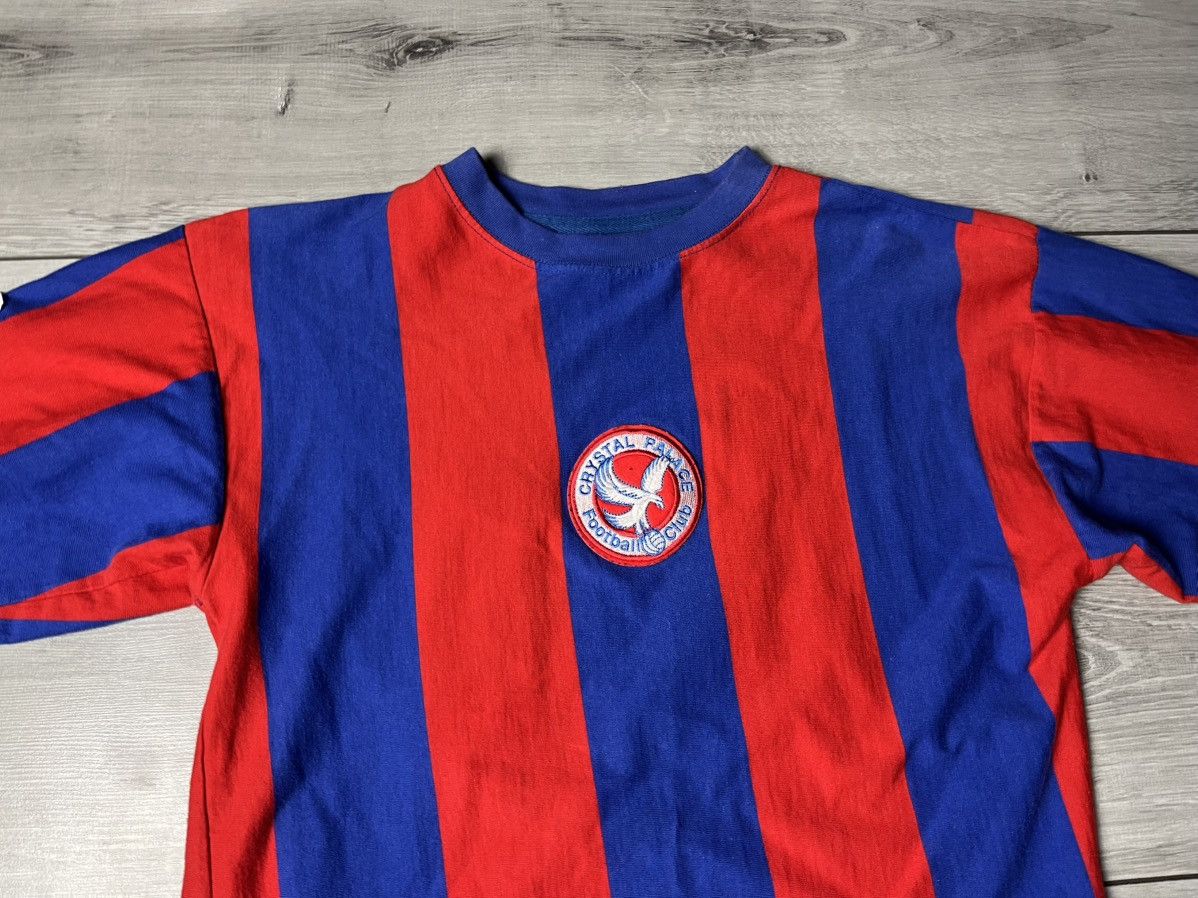 Other Crystal Palace Long Sleeve Football Shirt size Medium Size US M / EU 48-50 / 2 - 3 Thumbnail