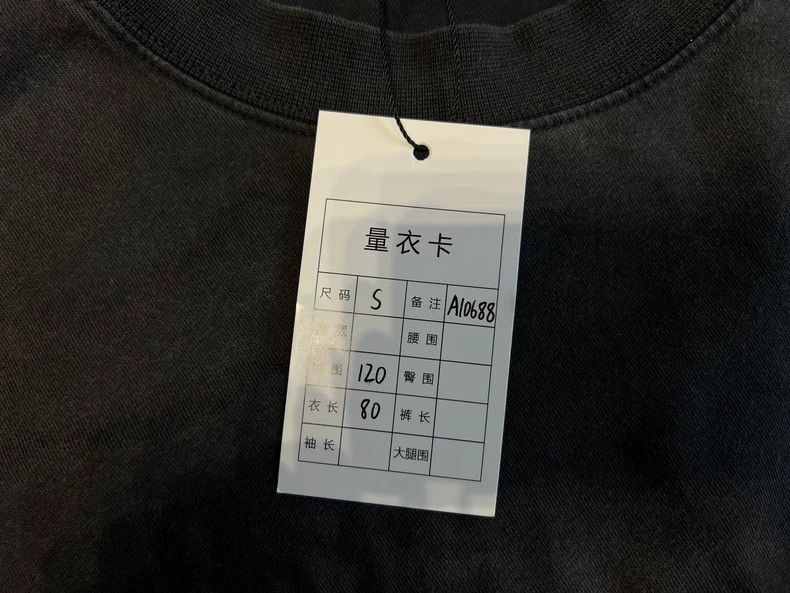 Balenciaga Balenciaga Batman washed and made old logo short sleeves Size US S / EU 44-46 / 1 - 6 Thumbnail