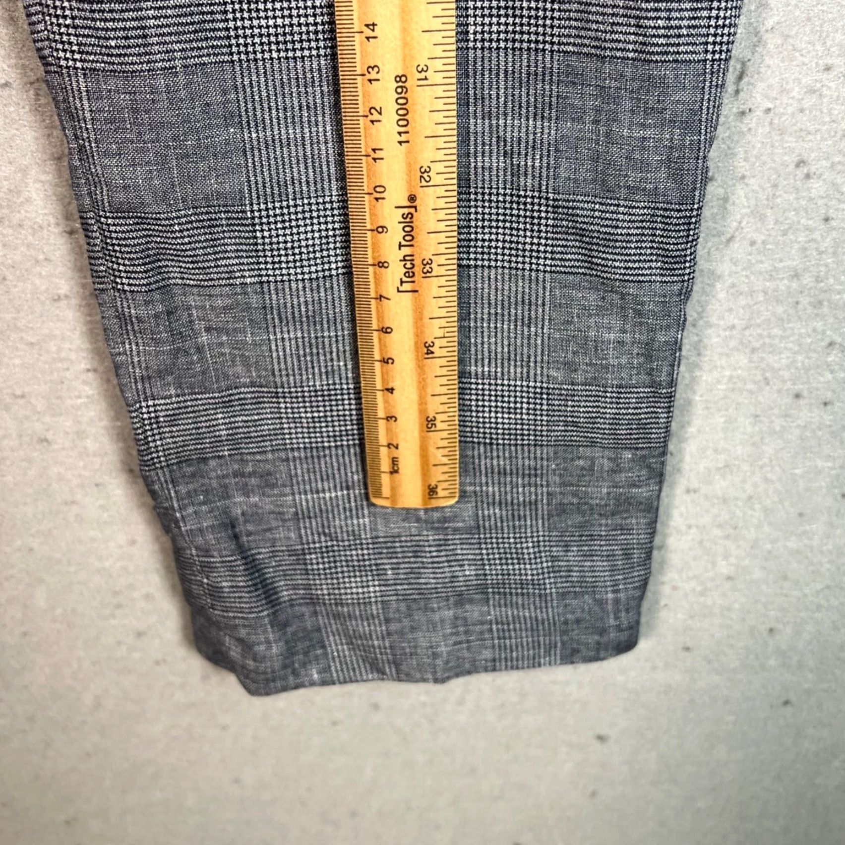 Suitsupply Suit Supply Slim Fit Gray Checkered Dress Pants Mens Size 48 Slim Tapered Front Flat Front 29 In Inseam Gray Linen Wool Silk Dress Pants Mens Medium? Size 48R - 6 Thumbnail