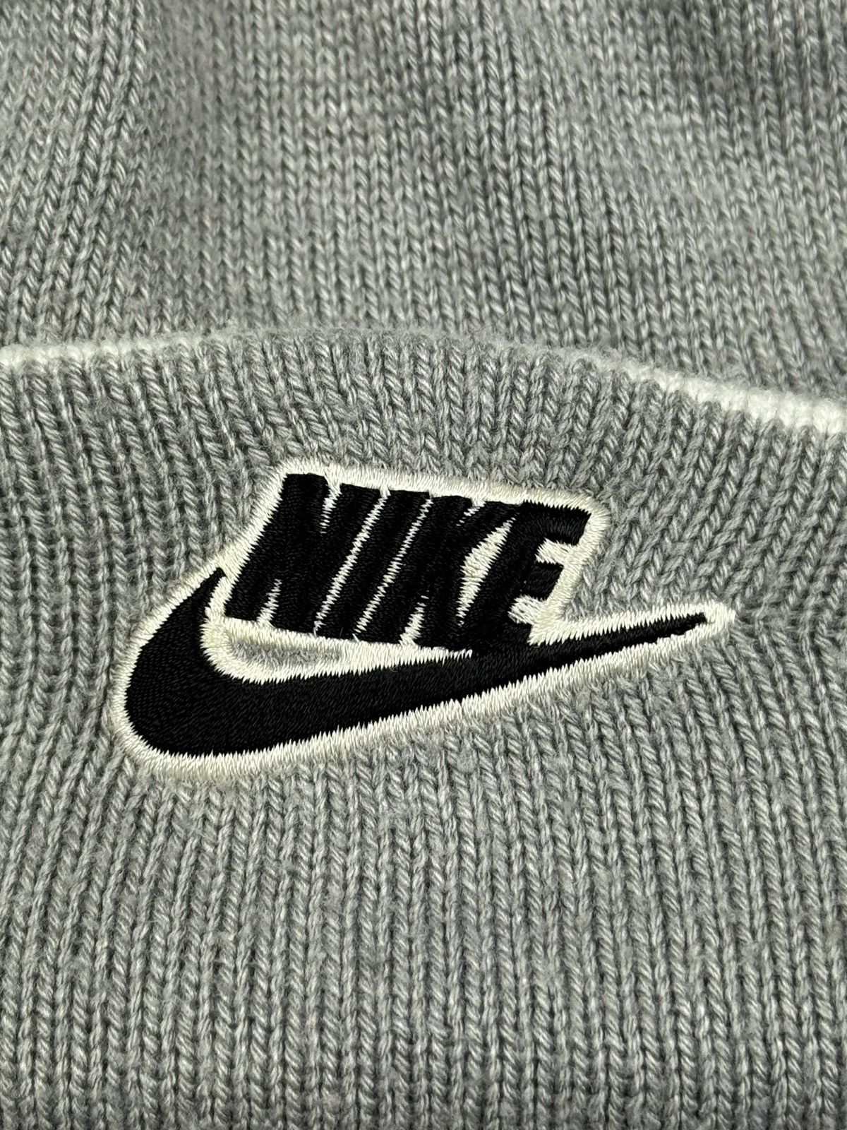Nike Nike double-sided winter hat 90’ Size ONE SIZE - 3 Thumbnail