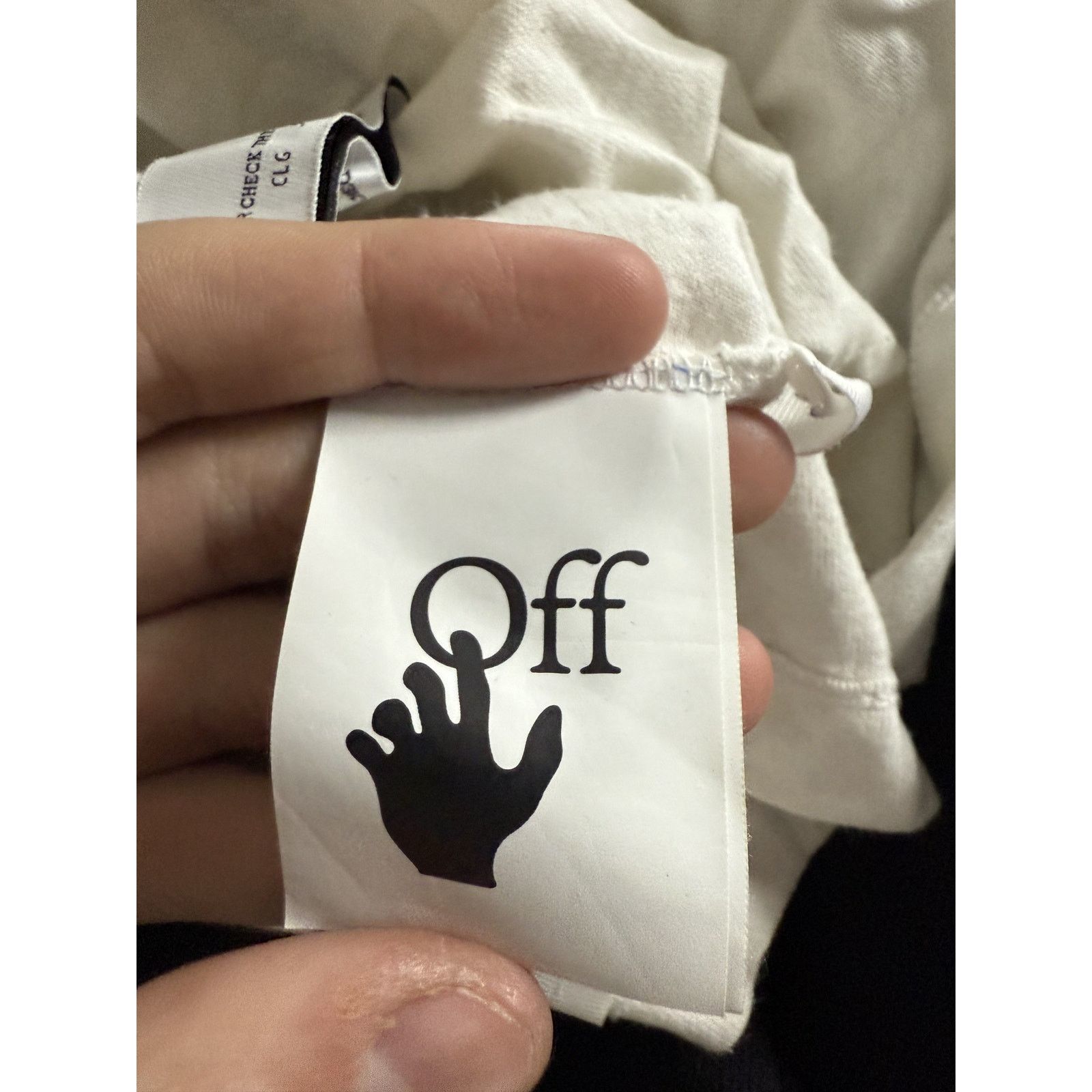 Off-White Off White Tee Jersey Used Medium Size US M / EU 48-50 / 2 - 3 Thumbnail