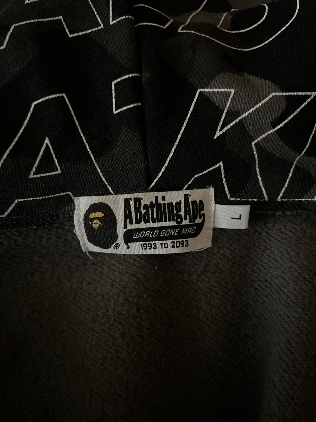 Bape Text Color Camo Shark Full Zip Hoodie Size US L / EU 52-54 / 3 - 8 Thumbnail