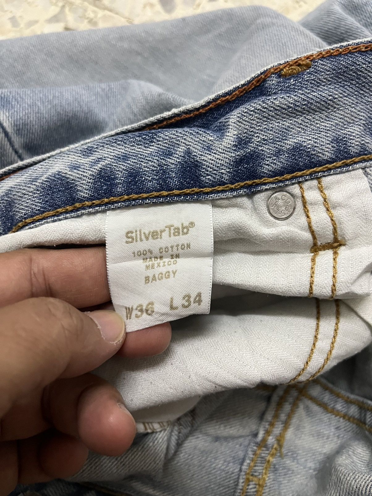 Levi's Vintage Clothing Vintage Y2K Levi’s SilverTab baggy Jeans light wash Size US 36 / EU 52 - 8 Thumbnail