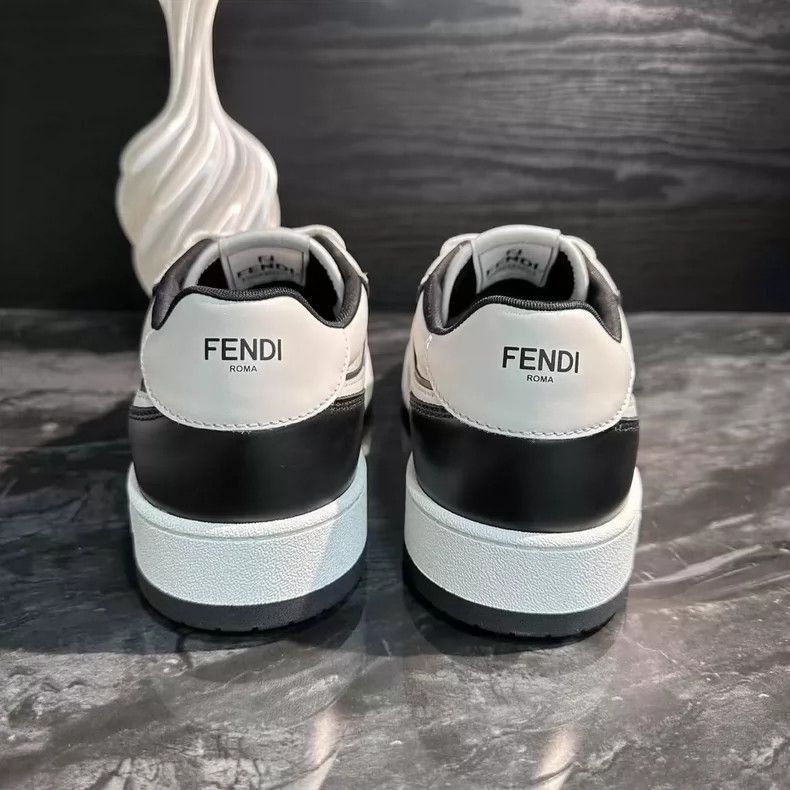 Fendi Fendi Black and White LowTop Sneakers Size US 9 / EU 42 - 4 Thumbnail