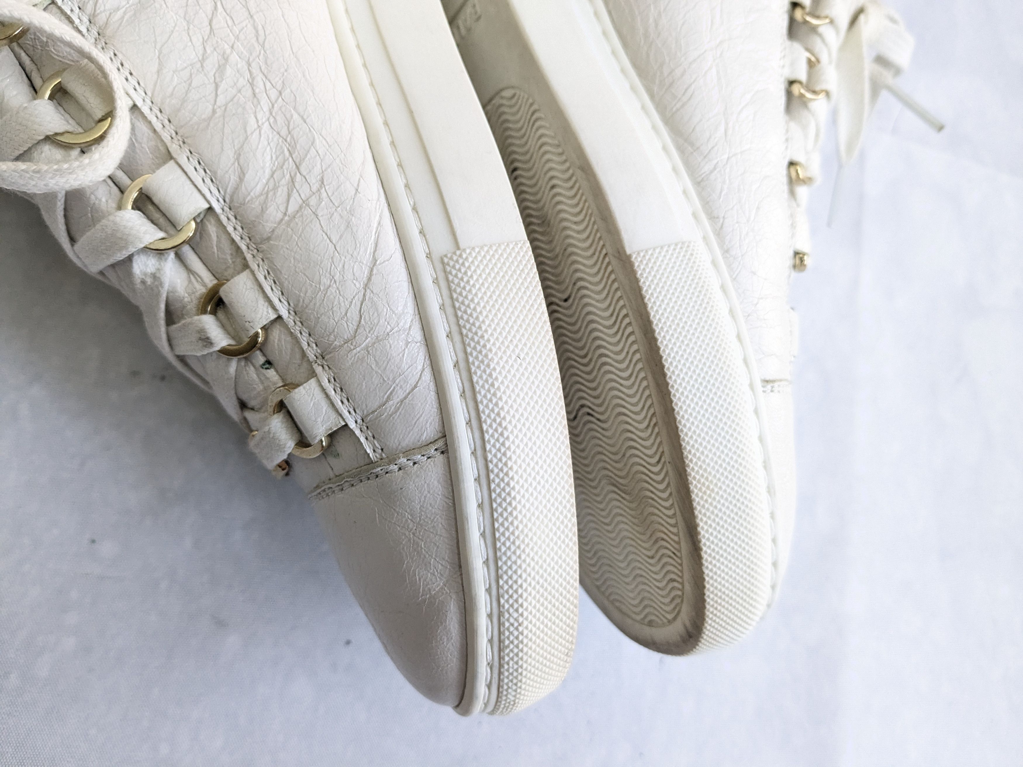 Balenciaga Arena White 8 Low Tops Leather