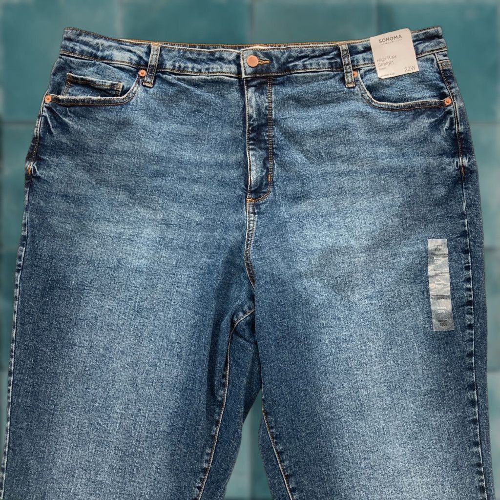 Vintage Sonoma Jeans Women's Plus 22W High Rise Straight Leg Blue Stretch Denim Comfort Shirt Mens Womens? Size 40" / US 18 - 1 Thumbnail
