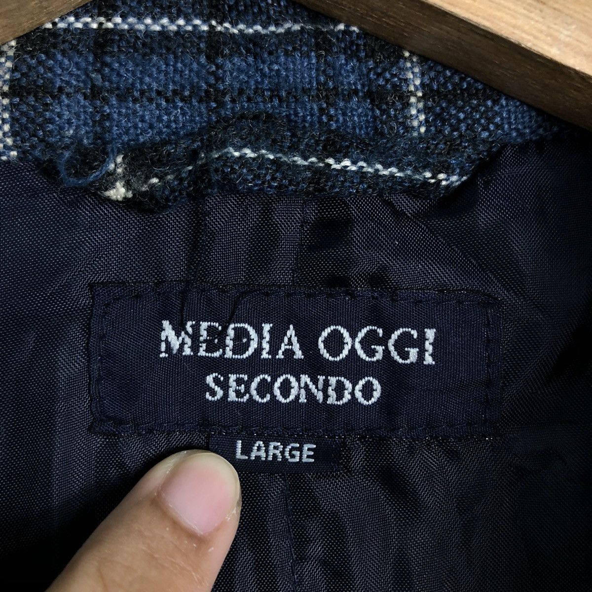 Japanese Brand 🔥90’s Vintage Flannel Jacket Media Oggi Tartan Design Size US L / EU 52-54 / 3 - 13 Thumbnail
