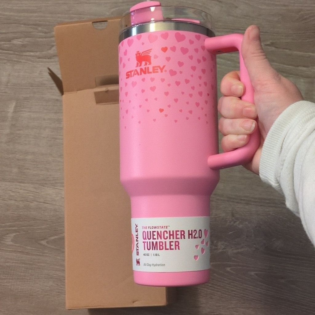 Stanley x Target V- Day limited edition pink Stanley 40OZ