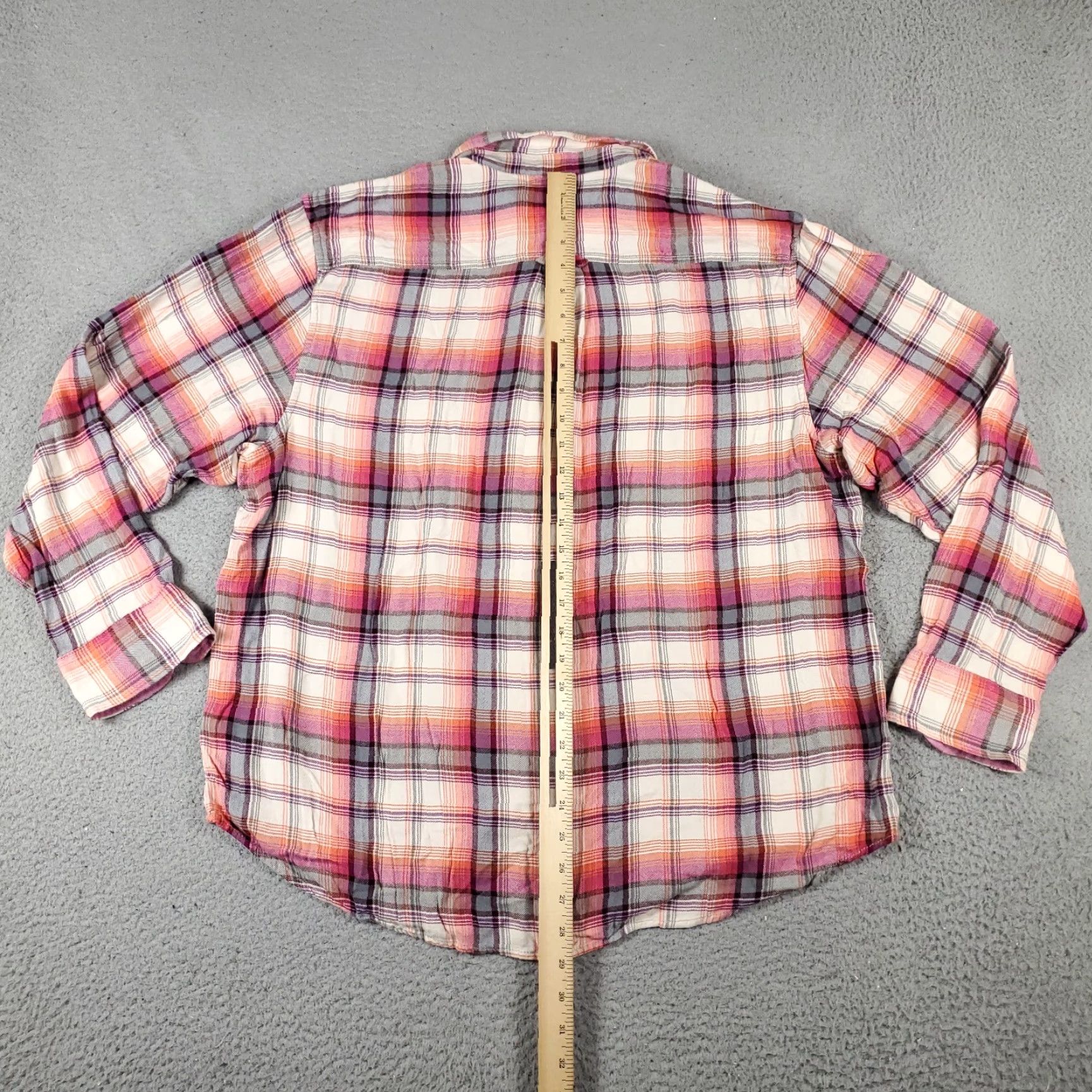 Tommy Bahama Tommy Bahama Button-Up Shirt Mens 2XL Orange Plaid Rayon Long Sleeve Casual Size US XXL / EU 58 / 5 - 3 Thumbnail
