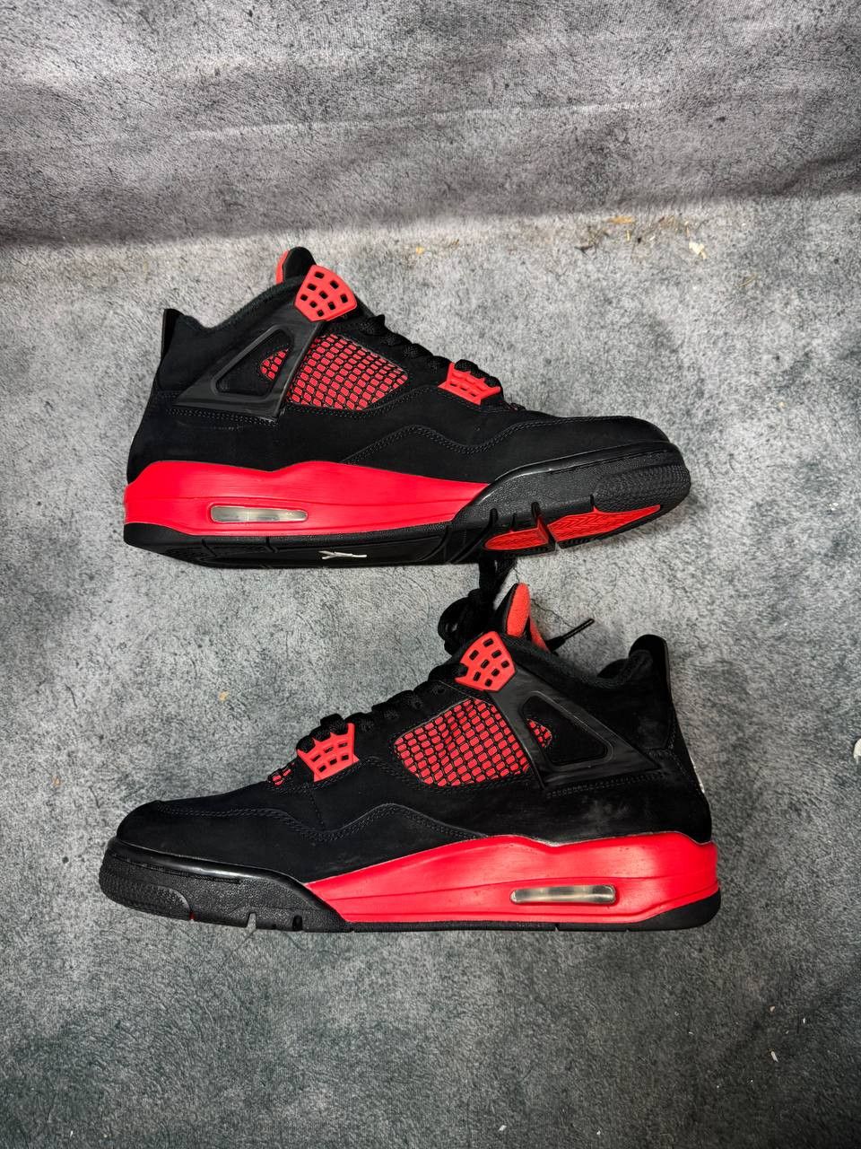 Jordan Brand Size 10 | Jordan 4 Red Thunder With Box | Pre-Owned Size US 10 / EU 43 - 9 Thumbnail