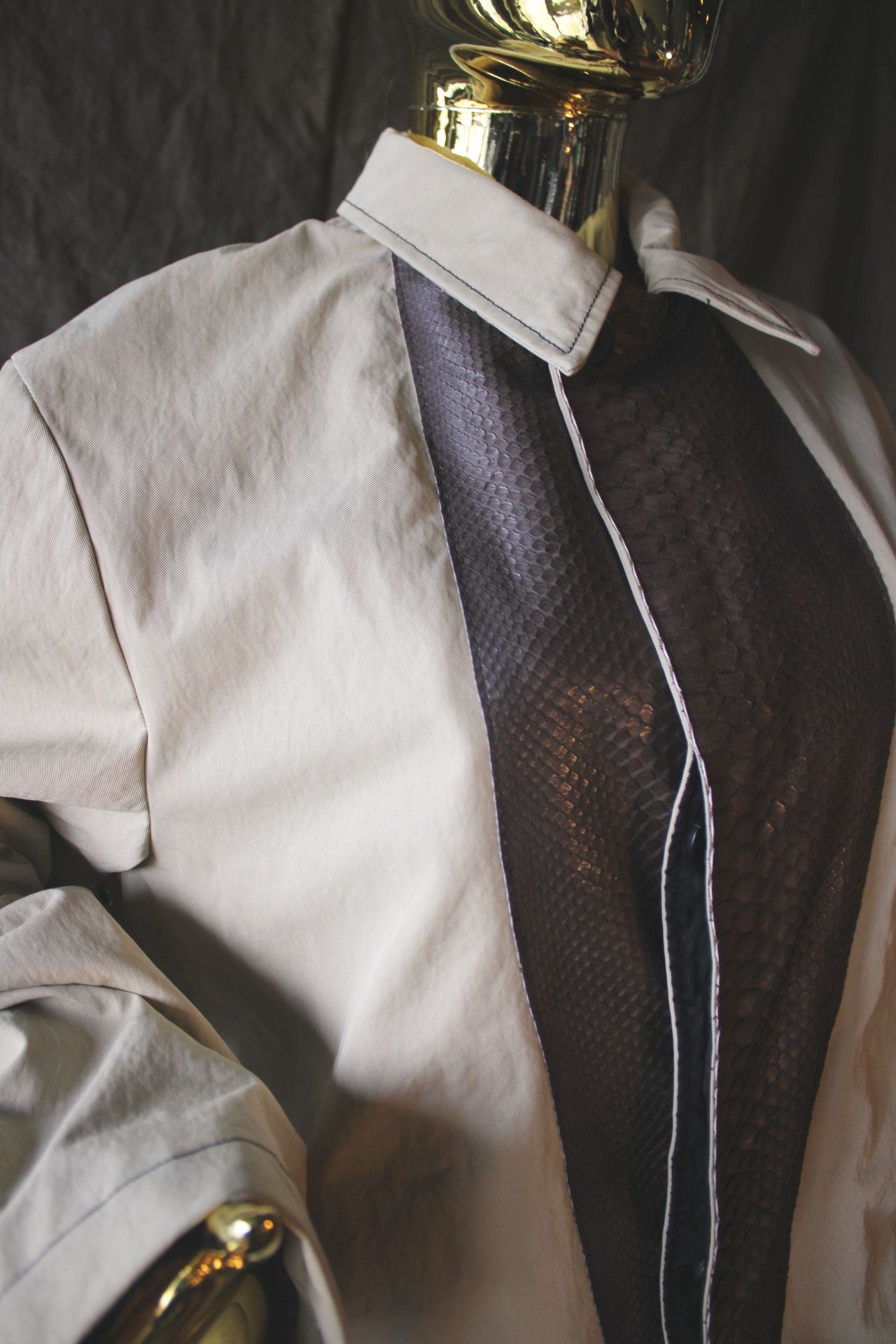 Other Custom-made Beige coat with real snake skin addition Size US L / EU 52-54 / 3 - 7 Thumbnail