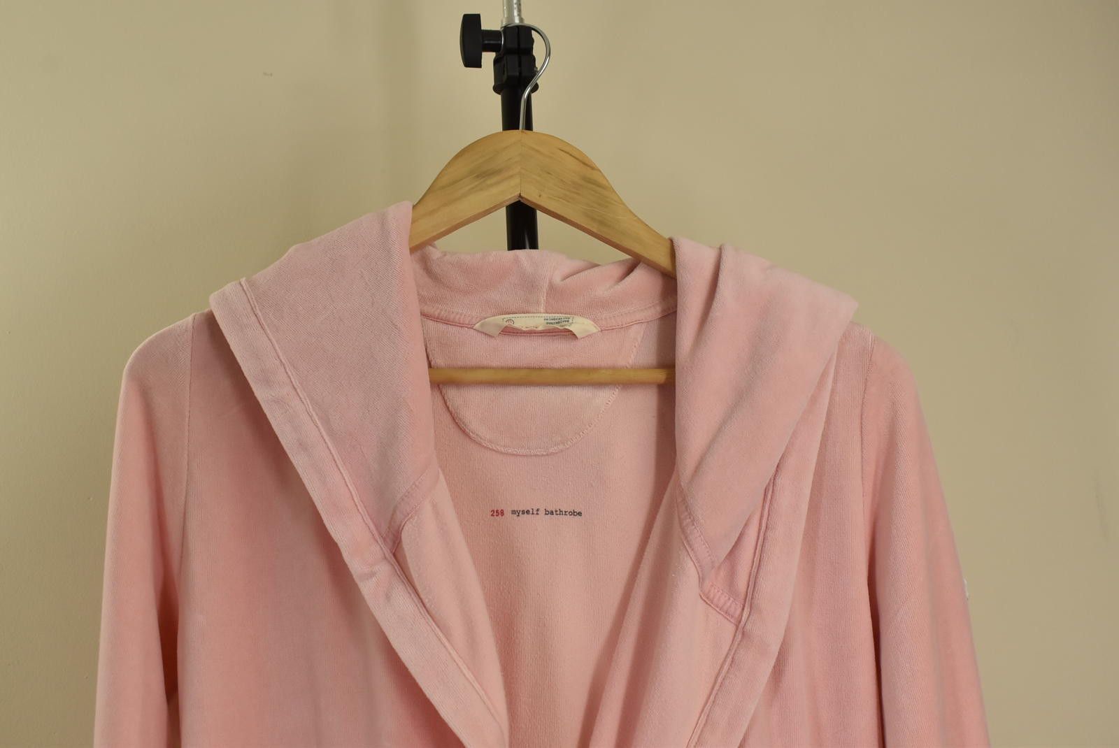 Designer Odd Molly Womens Bathrobe Pink Small No Belt Size ONE SIZE - 2 Thumbnail