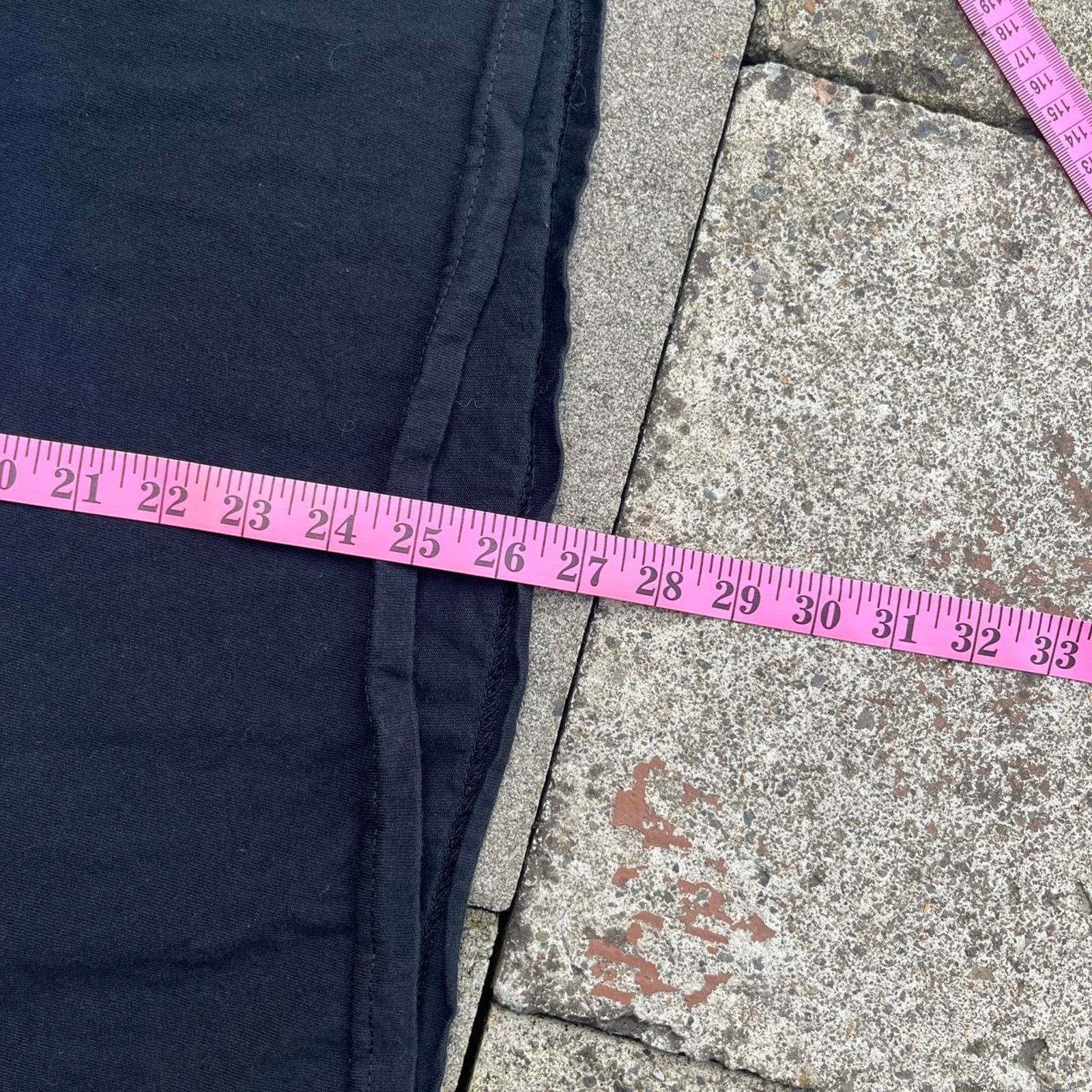 Hanes Roger Water Pink Floyd The Wall Live Tour Short Sleeve Shirt Size US M / EU 48-50 / 2 - 4 Thumbnail