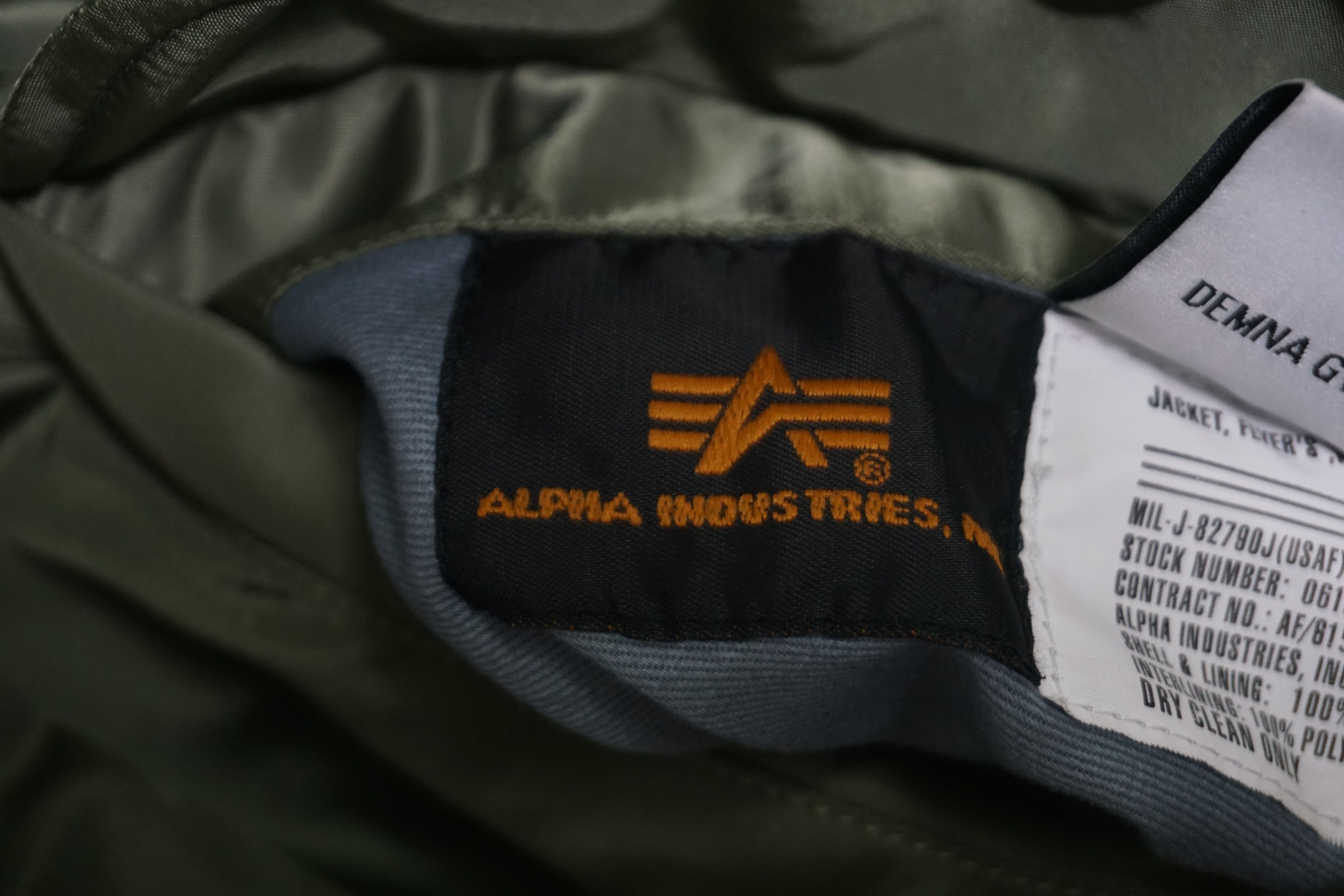 Alpha Industries × Vetements SS17 Oversized Bomber Size US M / EU 48-50 / 2 - 11 Thumbnail