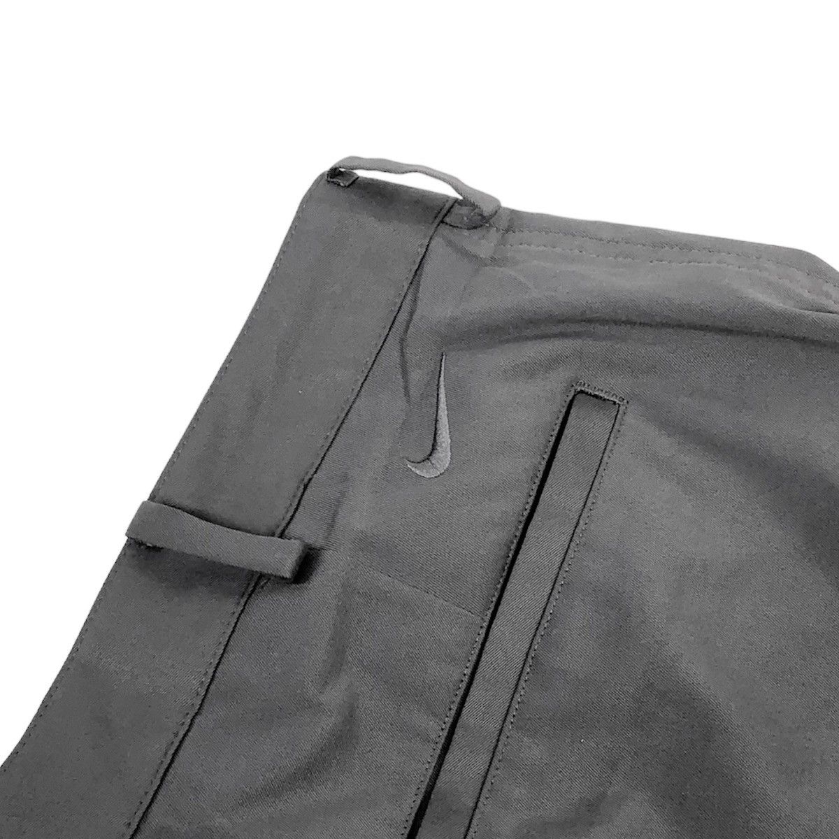 Nike 🧿golf flared technical pants/trousers light grey Size US 32 / EU 48 - 2 Thumbnail