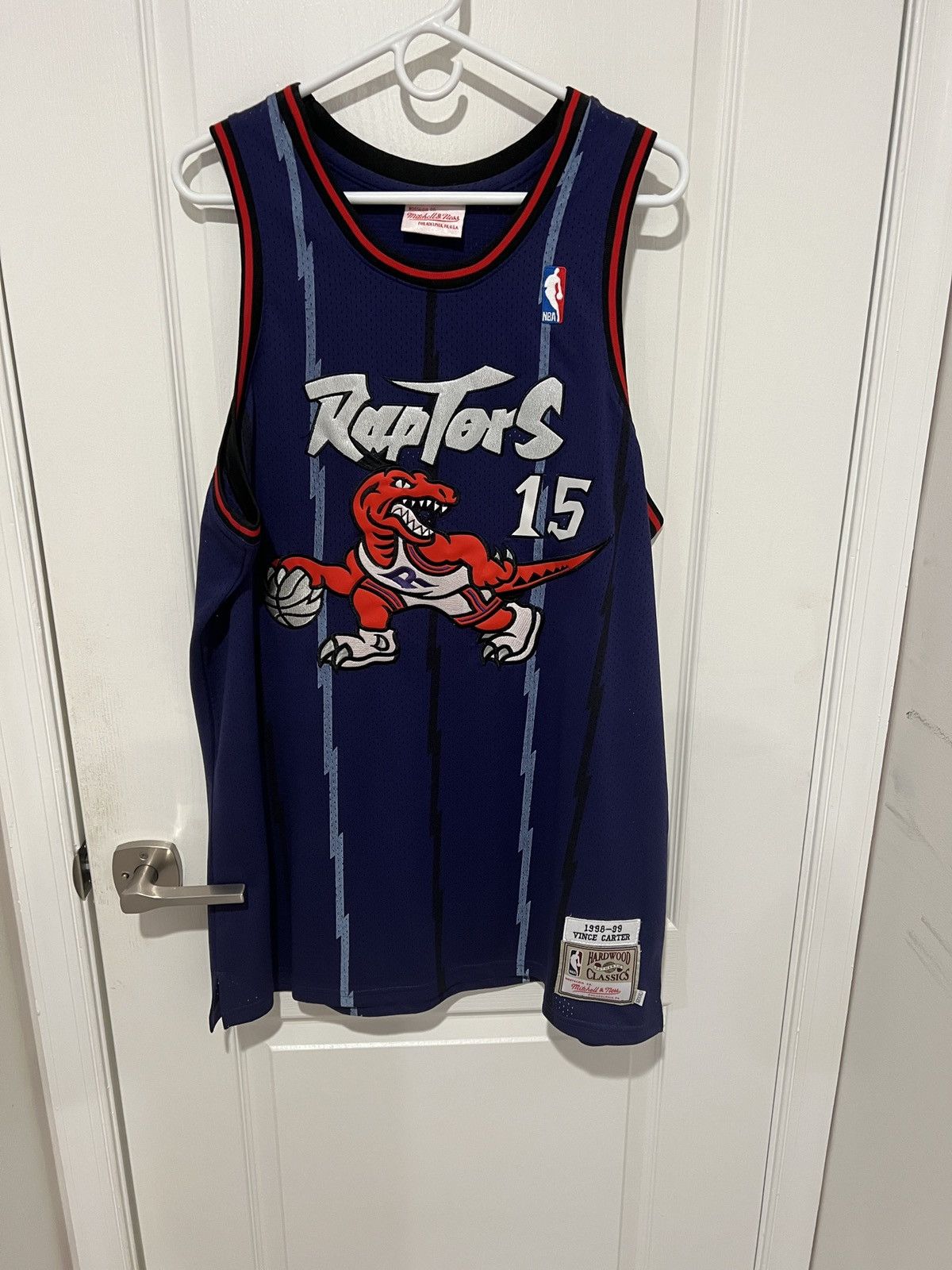 Mitchell & Ness Vince Carter Toronto Raptors jersey Size US XXL / EU 58 / 5 - 1 Thumbnail