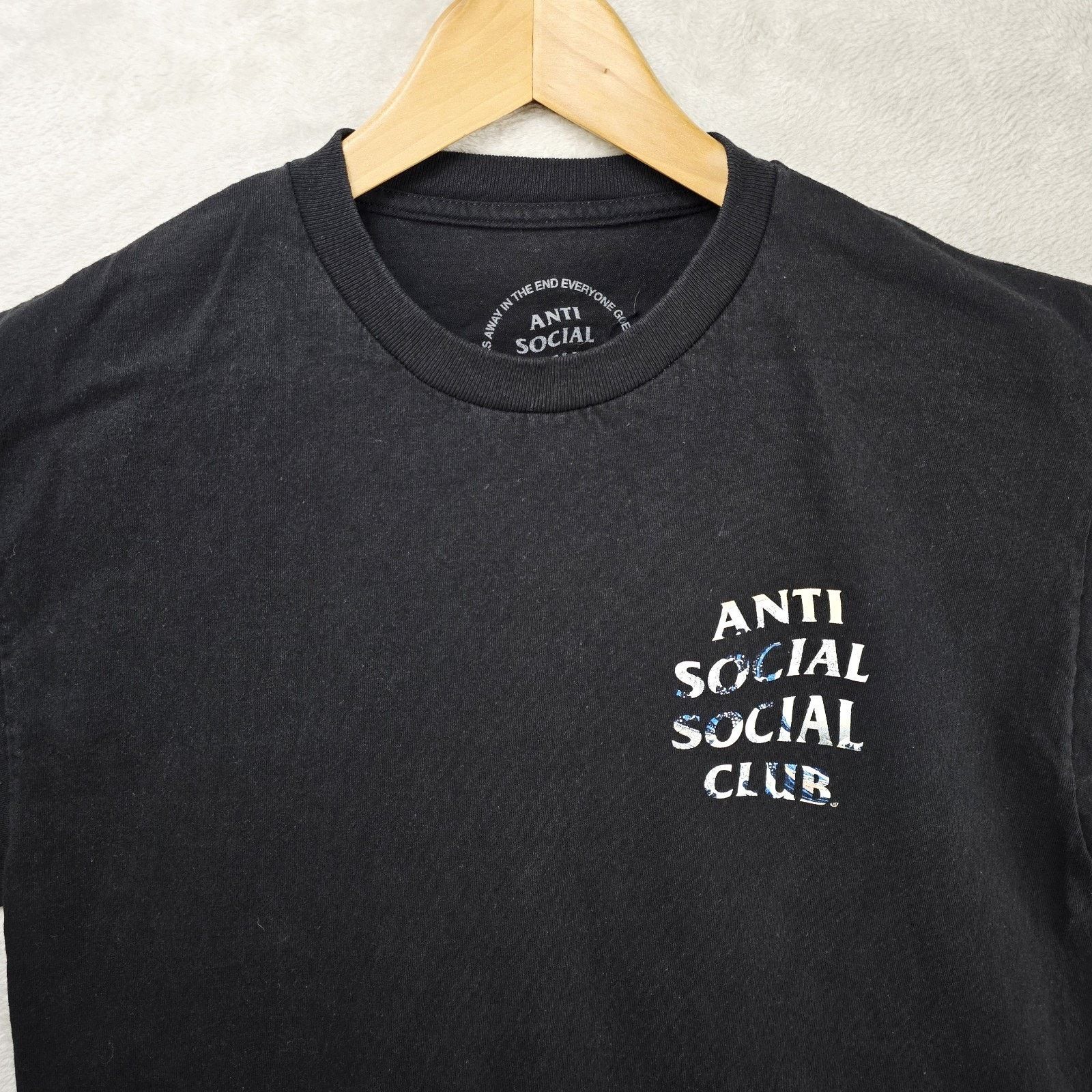 Anti Social Social Club Anti Social Social Club Shirt Large ASSC Tonkotsu Hokusai Size US L / EU 52-54 / 3 - 4 Thumbnail
