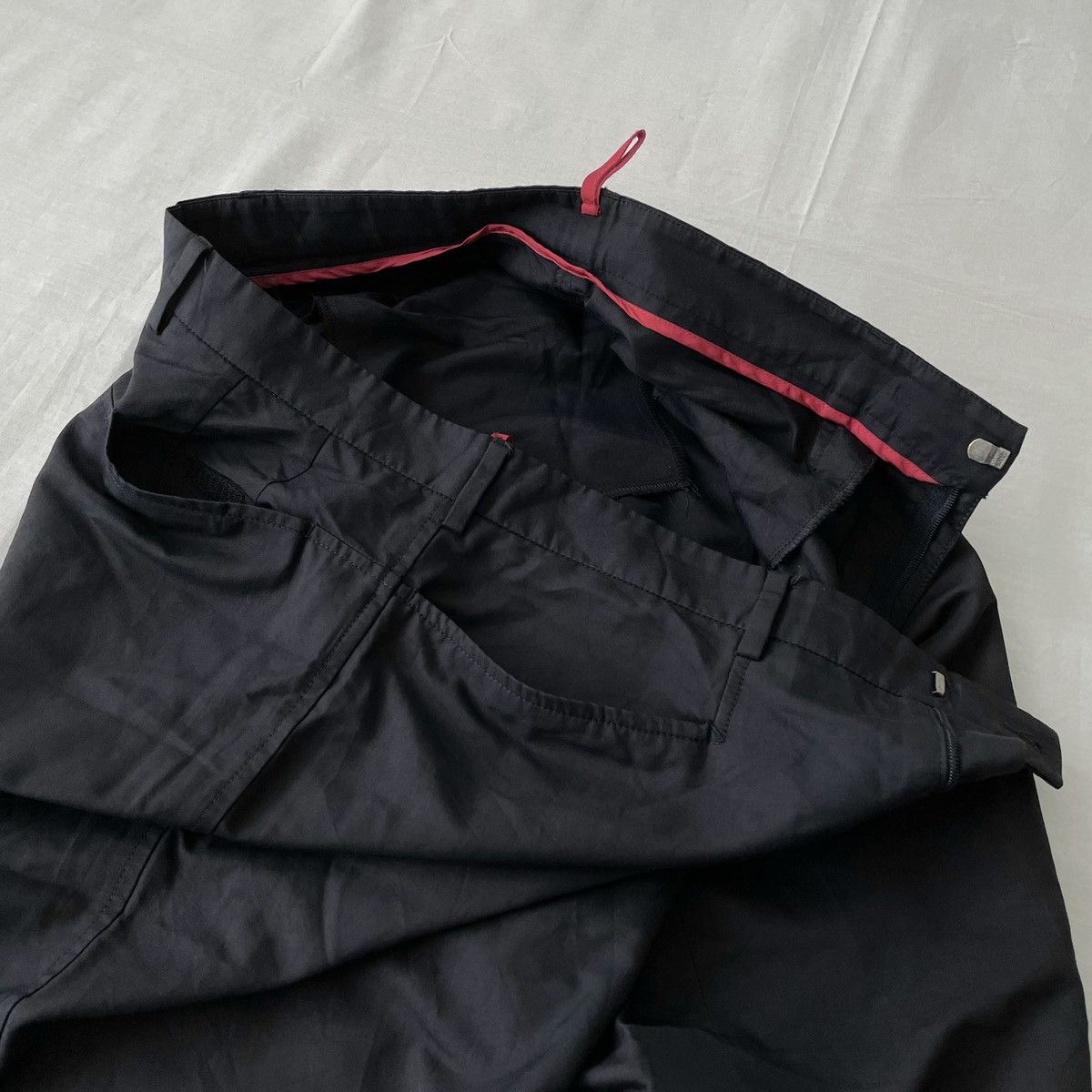 Prada Prada Black Trousers Fine Twill Wool Made in Italy Size US 34 / EU 50 - 14 Thumbnail