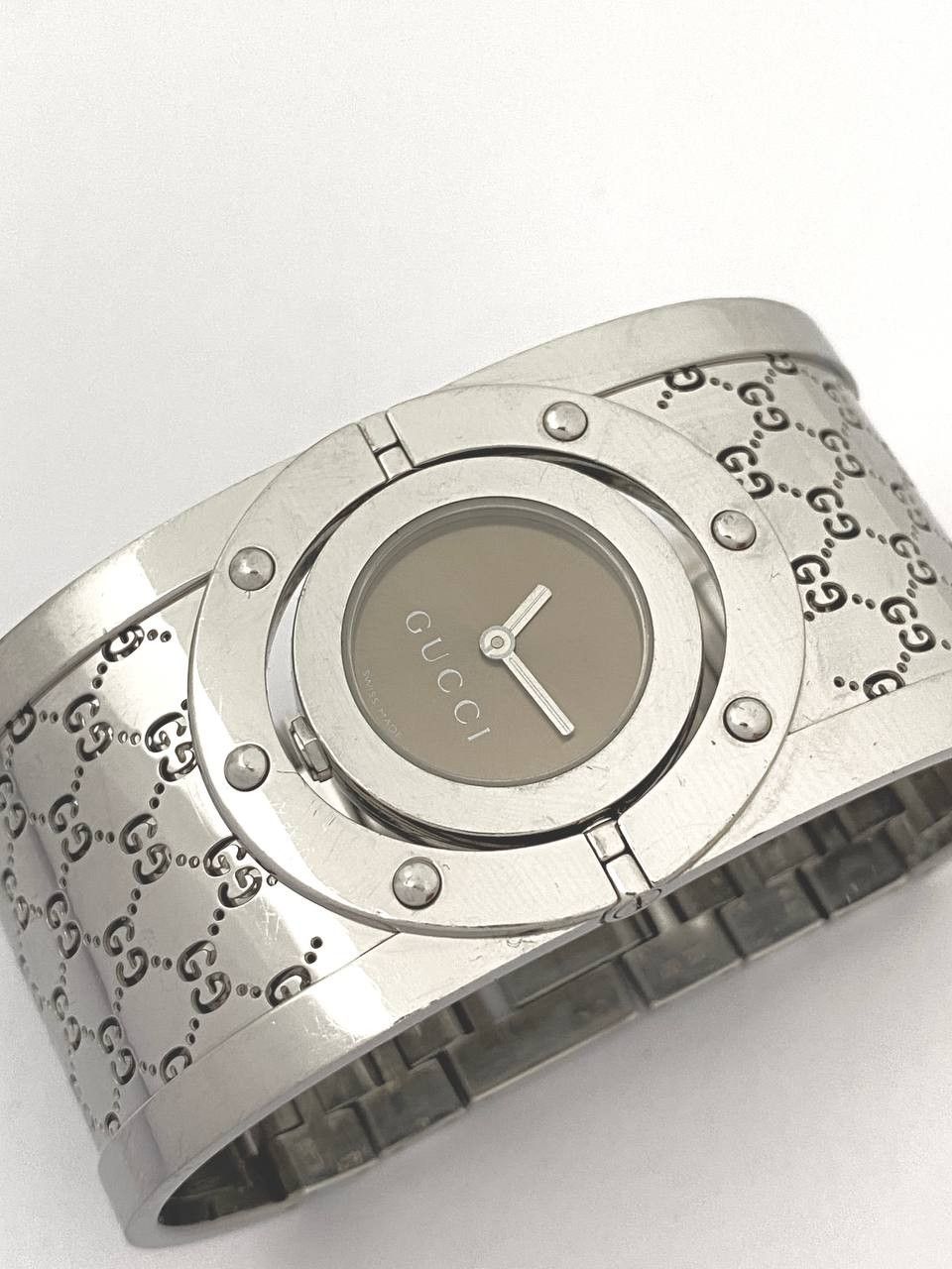 Gucci Gucci GG Logo Twirl Steel Quartz Bracelet Wrist Watch Y2K Size ONE SIZE - 9 Thumbnail