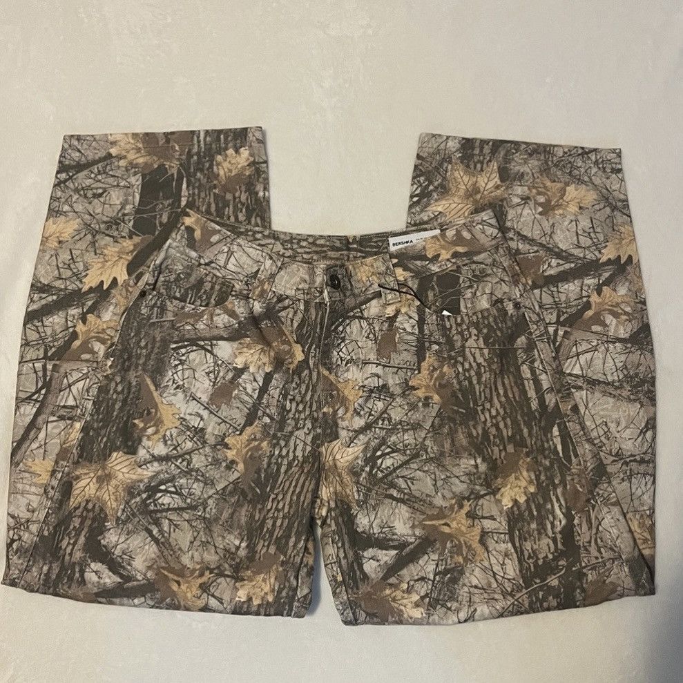 Bershka Bershka Baggy Wide Leg Camouflage Jeans Size 30" / US 8 / IT 44 - 1 Thumbnail