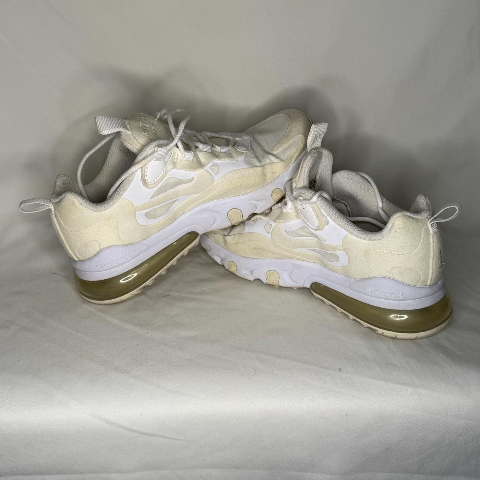 Nike Nike Air Max 270 React Size US 6 / IT 36 - 1 Thumbnail