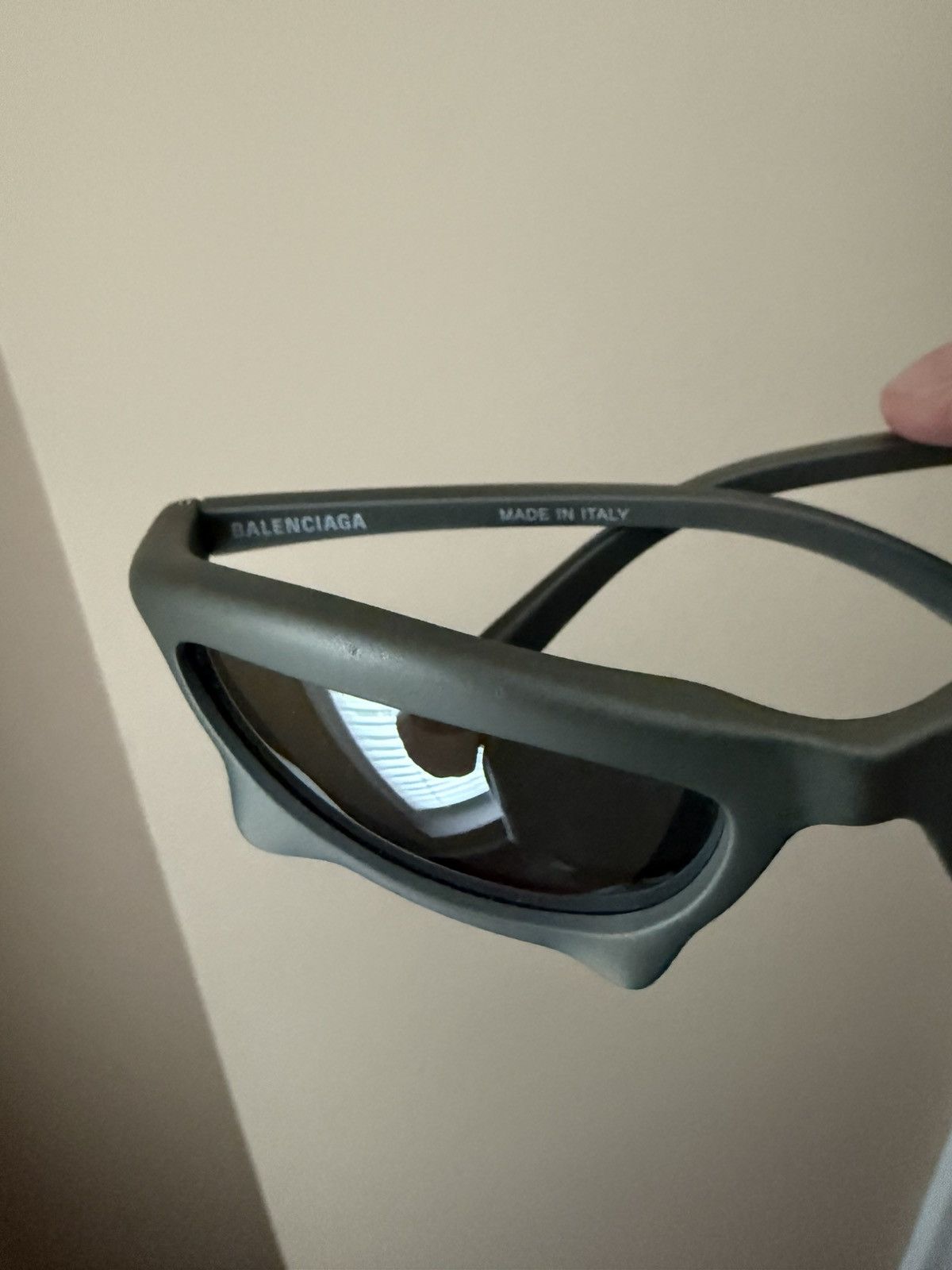 Balenciaga Balenciaga Bat Rectangle Sunglasses Silver Grey Size ONE SIZE - 3 Thumbnail