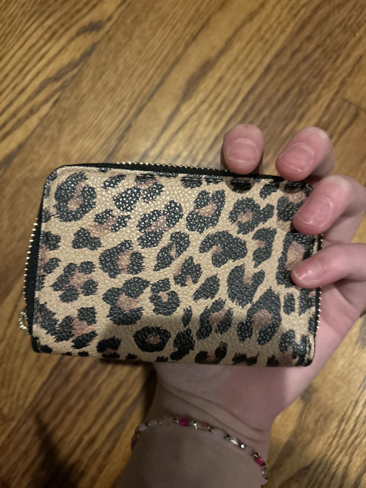 Victoria's Secret Victoria’s Secret leopard mini bag Size ONE SIZE - 2 Thumbnail