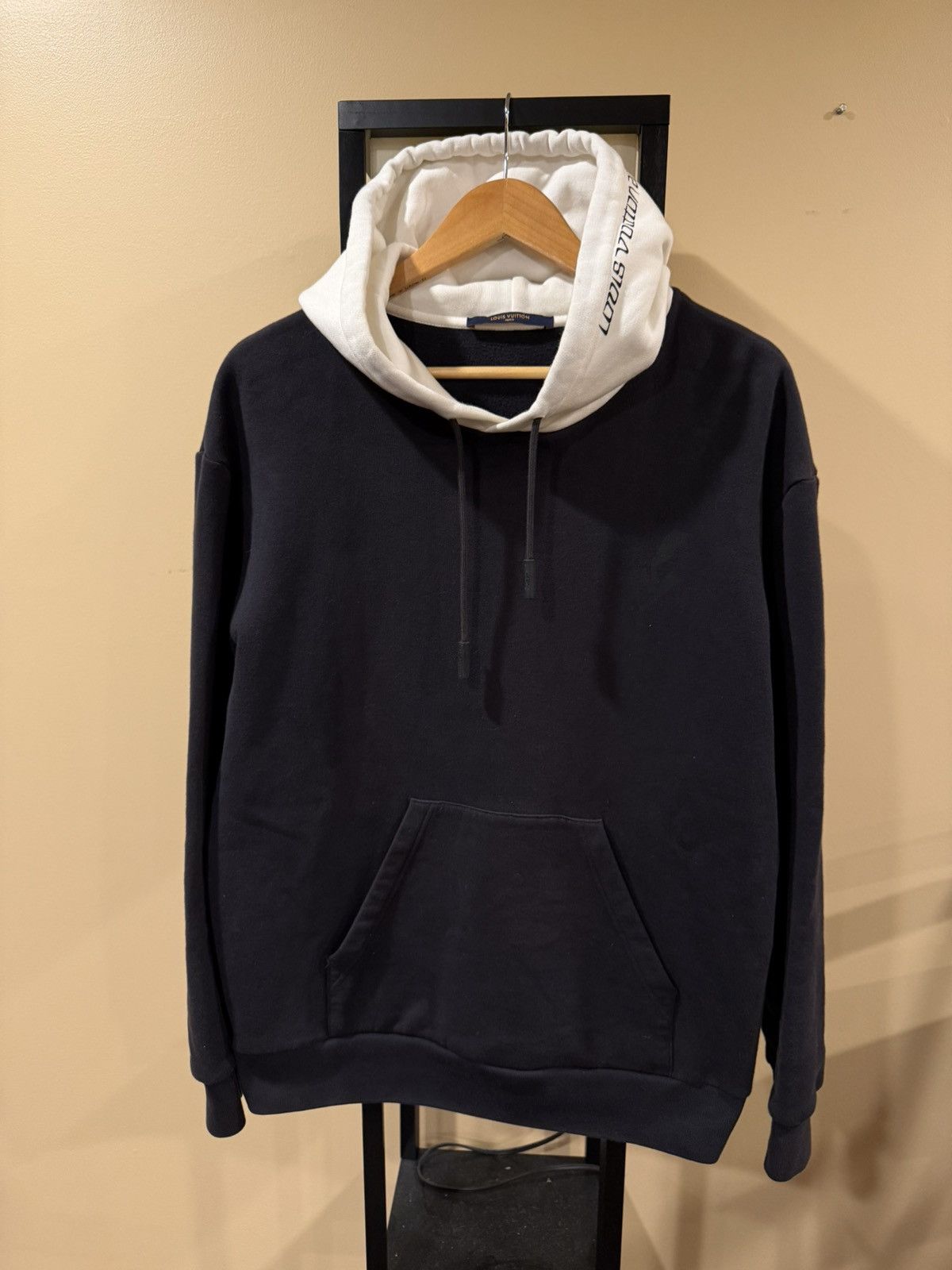 Louis Vuitton Louis Vuitton x Virgil 2054 White Hooded Black Hoodie Size US L / EU 52-54 / 3 - 10 Thumbnail