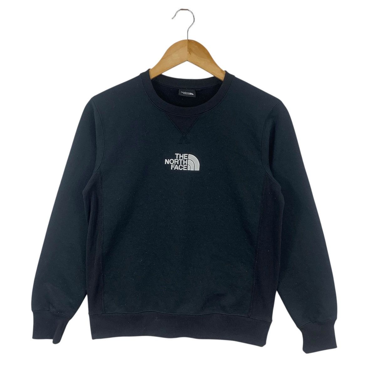 The North Face Vintage THE NORTH FACE Embroidered Center Logo Sweatshirt Size S / US 4 / IT 40 - 4 Thumbnail