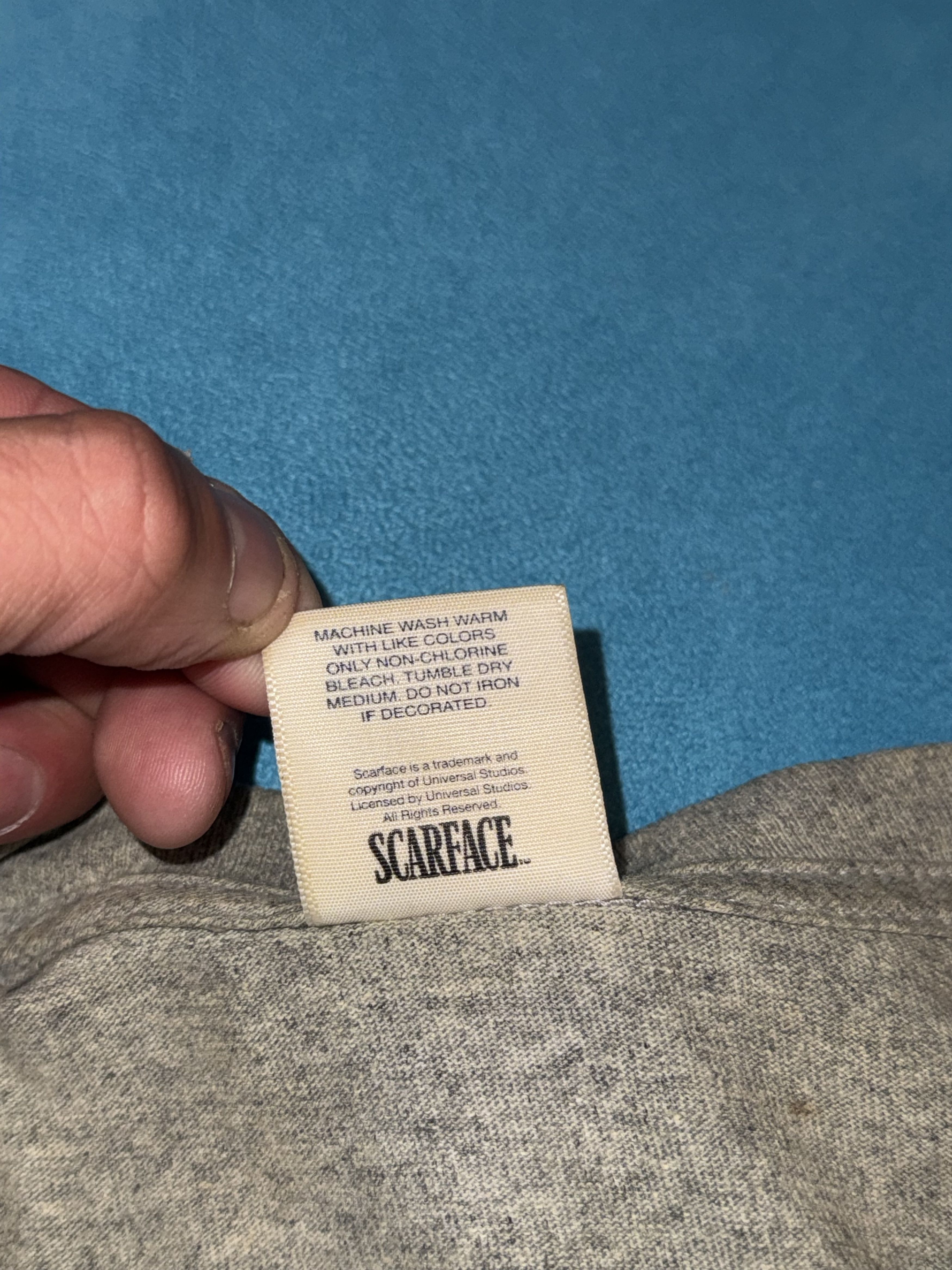 Supreme Scarface "The World Is Yours" Size US L / EU 52-54 / 3 - 4 Thumbnail