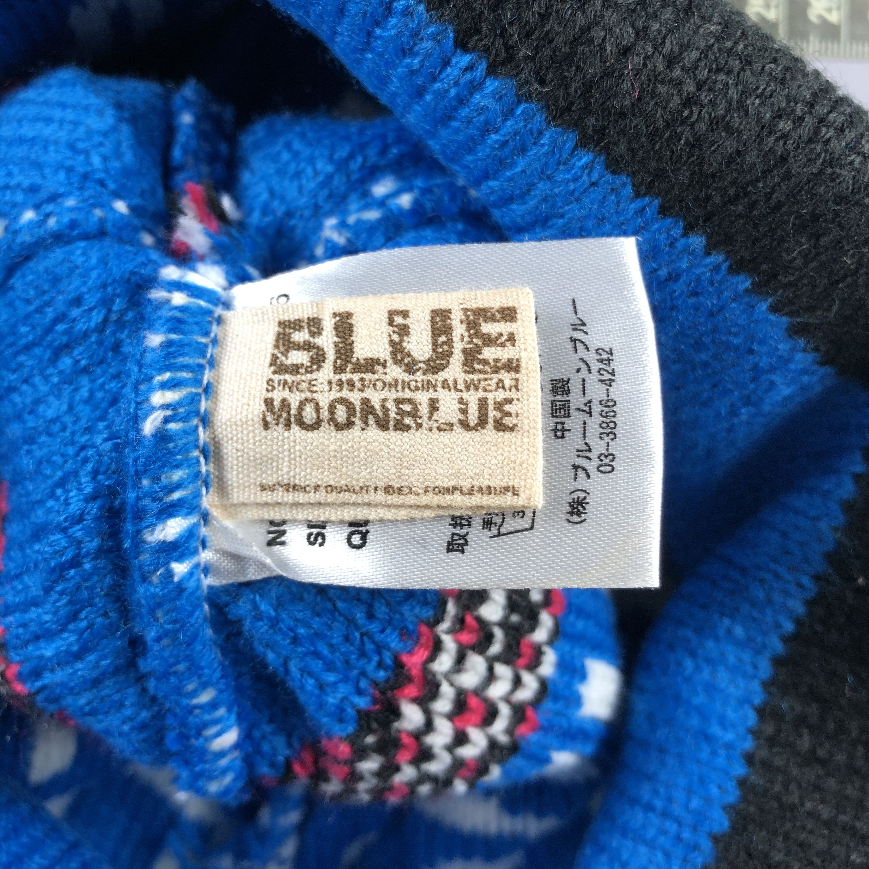 Japanese Brand × Vintage Womens Love & Surf Beanie Snow Hat Snow Cap -D544 Size ONE SIZE - 4 Thumbnail