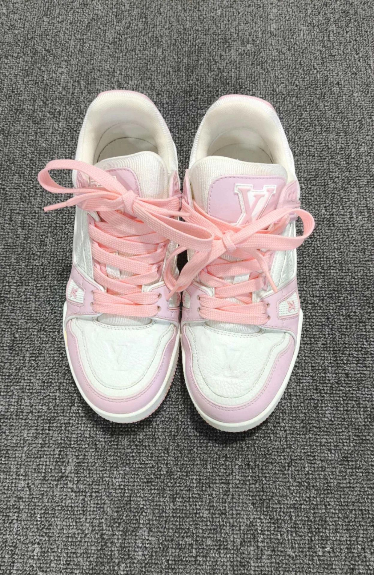 Louis Vuitton LV Pink Trainer Sneakers W36 Size US 5.5 / IT 35.5 - 2 Thumbnail