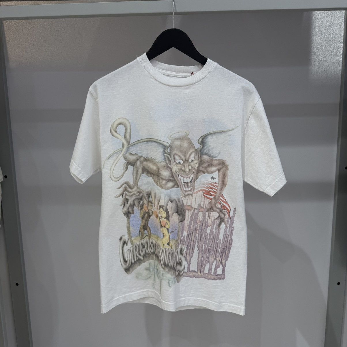 Travis Scott Travis Scott Utopia Circus Maximus 2023 Tour III Tee White Size US XL / EU 56 / 4 - 1 Thumbnail
