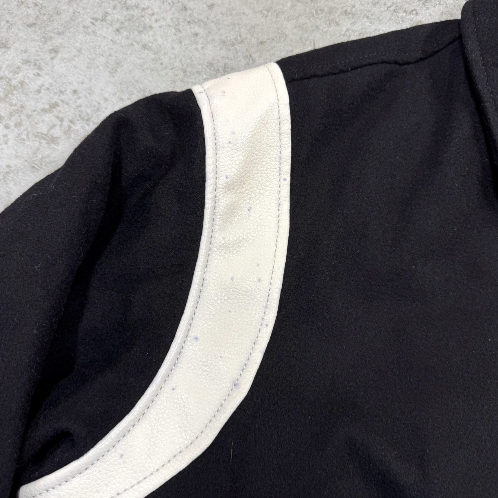 Vintage VINTAGE WHO.A.U Varsity Jacket Mens Small Black White Quilted Lined Snap Button Striped Shirt/Coat/Jacket Size US S / EU 44-46 / 1 - 6 Thumbnail