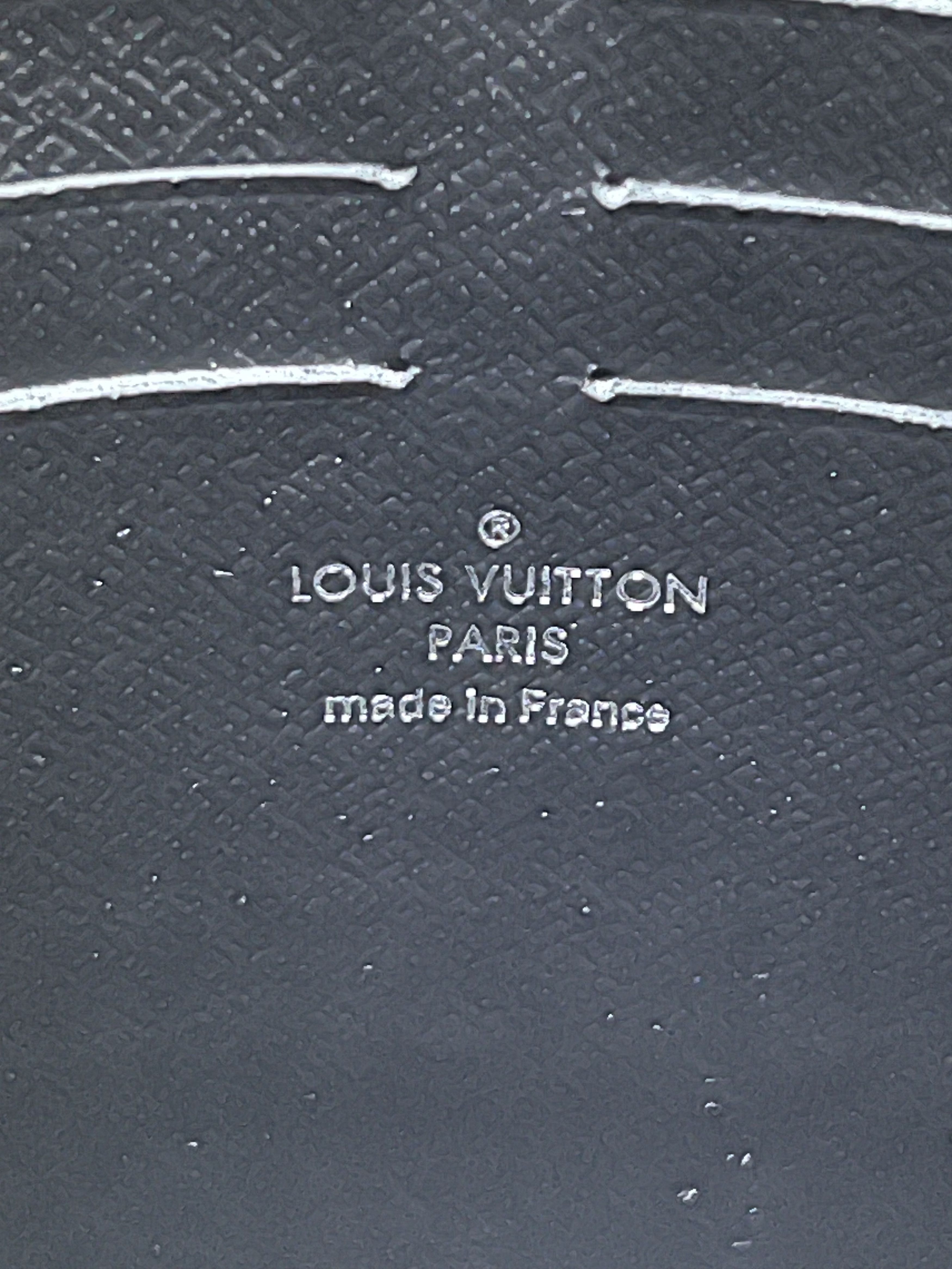 Louis Vuitton Louis Vuitton Pochette Voyage MM Bag Size ONE SIZE - 7 Thumbnail