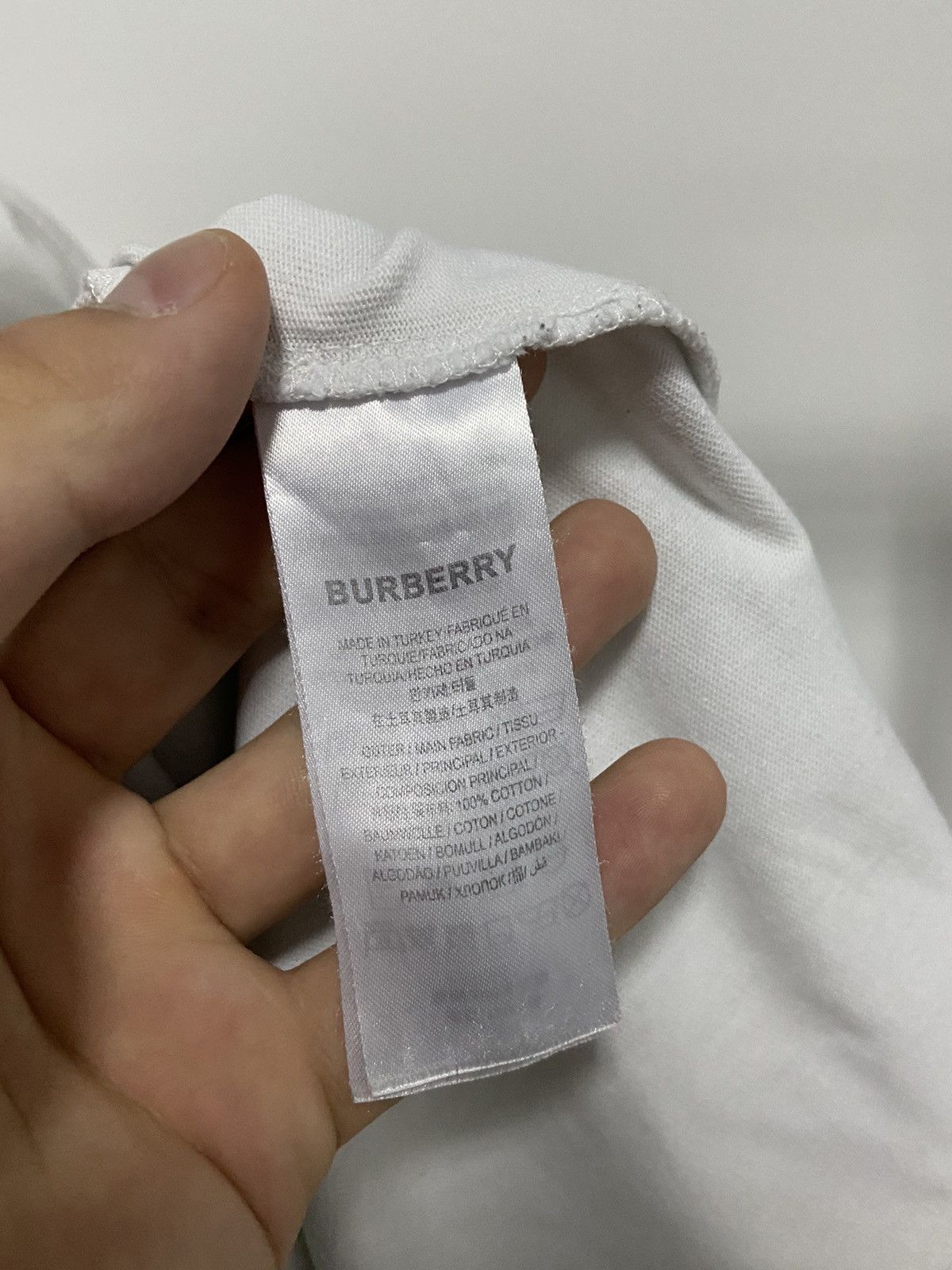 Burberry × Vintage Burberry Limited England 🏴󠁧󠁢󠁥󠁮󠁧󠁿 Vintage t shirt Logo Luxury Size US M / EU 48-50 / 2 - 7 Thumbnail