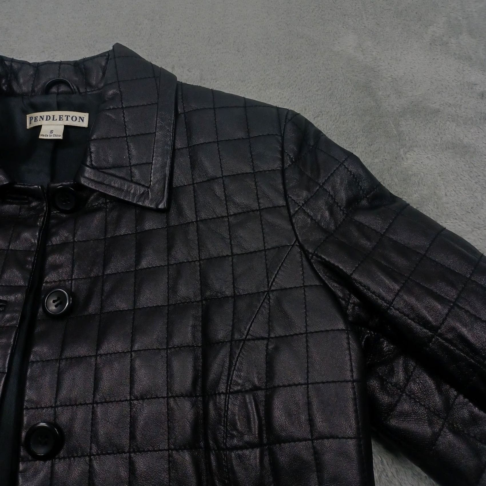 Pendleton Pendleton Leather Jacket Womens Small Black Quilted Pockets Button Up - Regular Fit, Stones Entitled Size S / US 4 / IT 40 - 3 Thumbnail