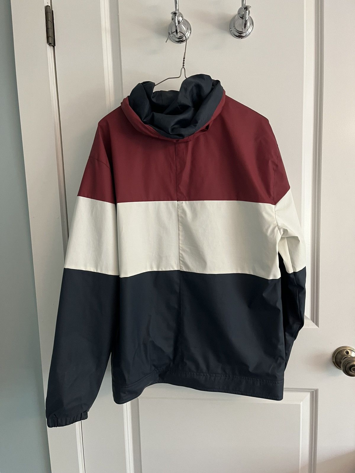 Designer Waterproof Vintage Hooded Rain Jacket Size US S / EU 44-46 / 1 - 3 Thumbnail