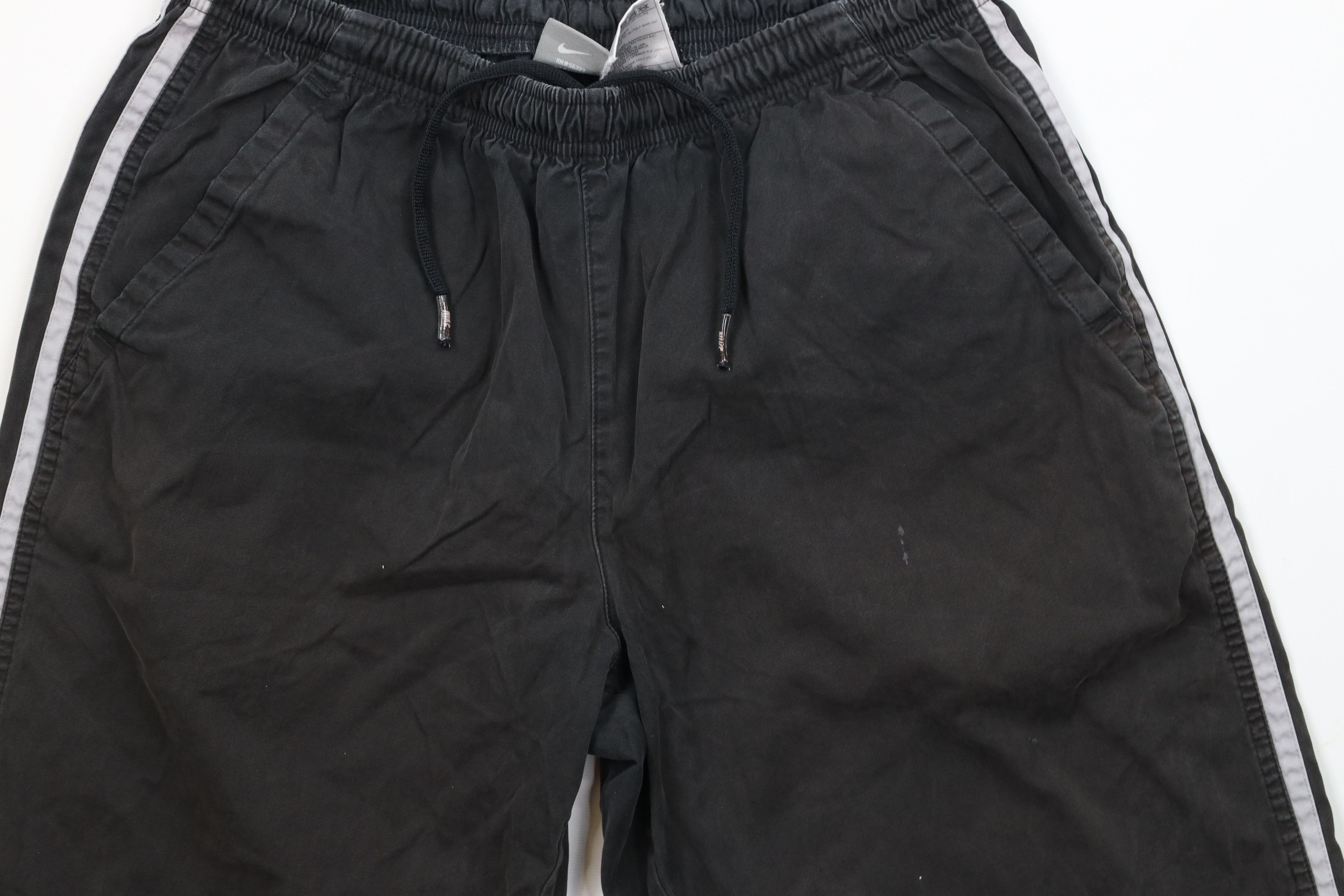 Nike × Vintage Vintage Nike Scott Mini Swoosh Striped Above Knee Shorts Size US 32 / EU 48 - 3 Thumbnail
