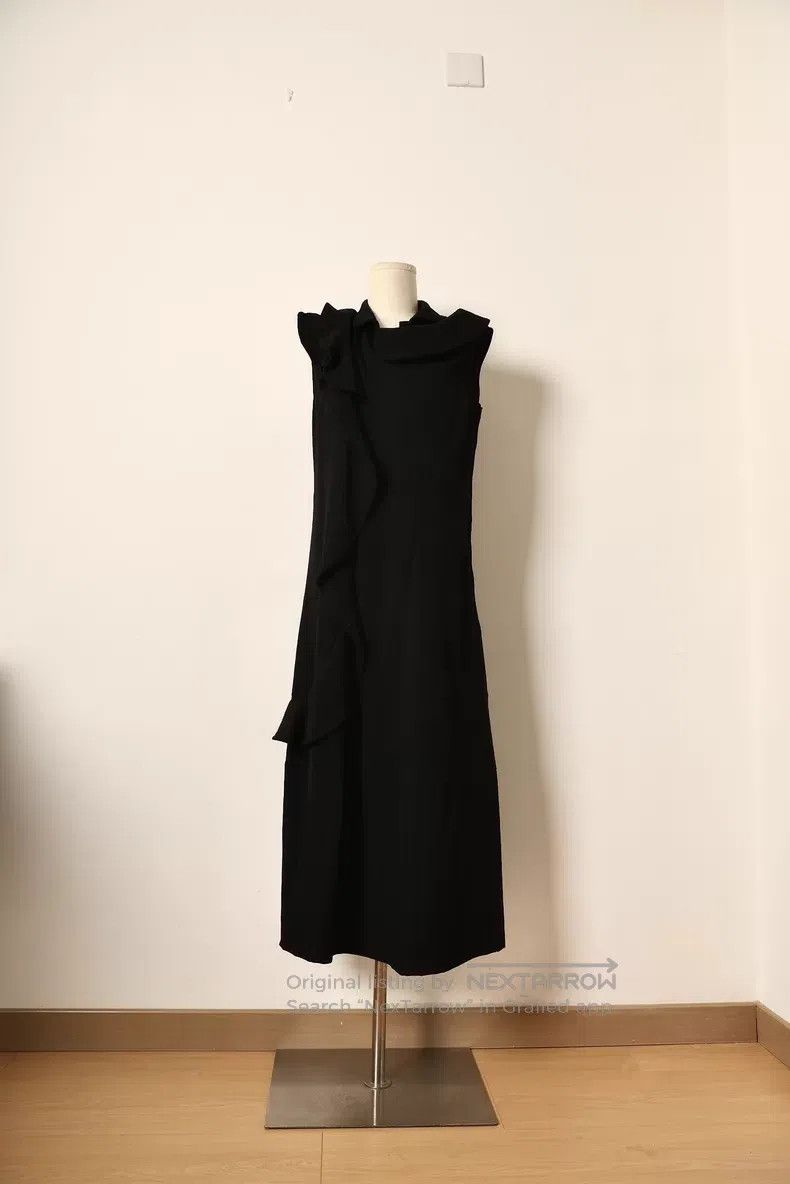 Comme des Garcons Comme des Garcons Asymmetrical ruffle three-dimensional dr Size S / US 4 / IT 40 - 2 Thumbnail