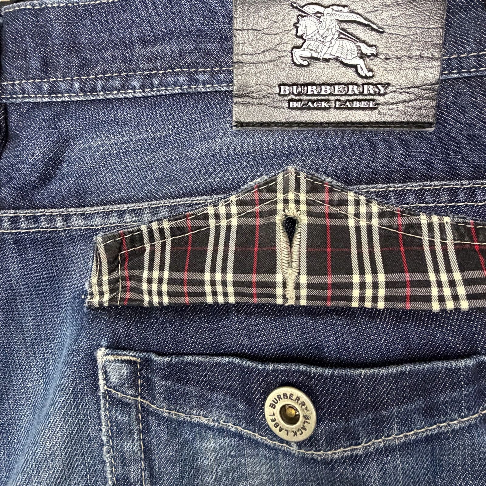 Burberry Vintage Burberry Black Label Japan Men's 32x28 Bootcut Jeans Size US 32 / EU 48 - 4 Thumbnail