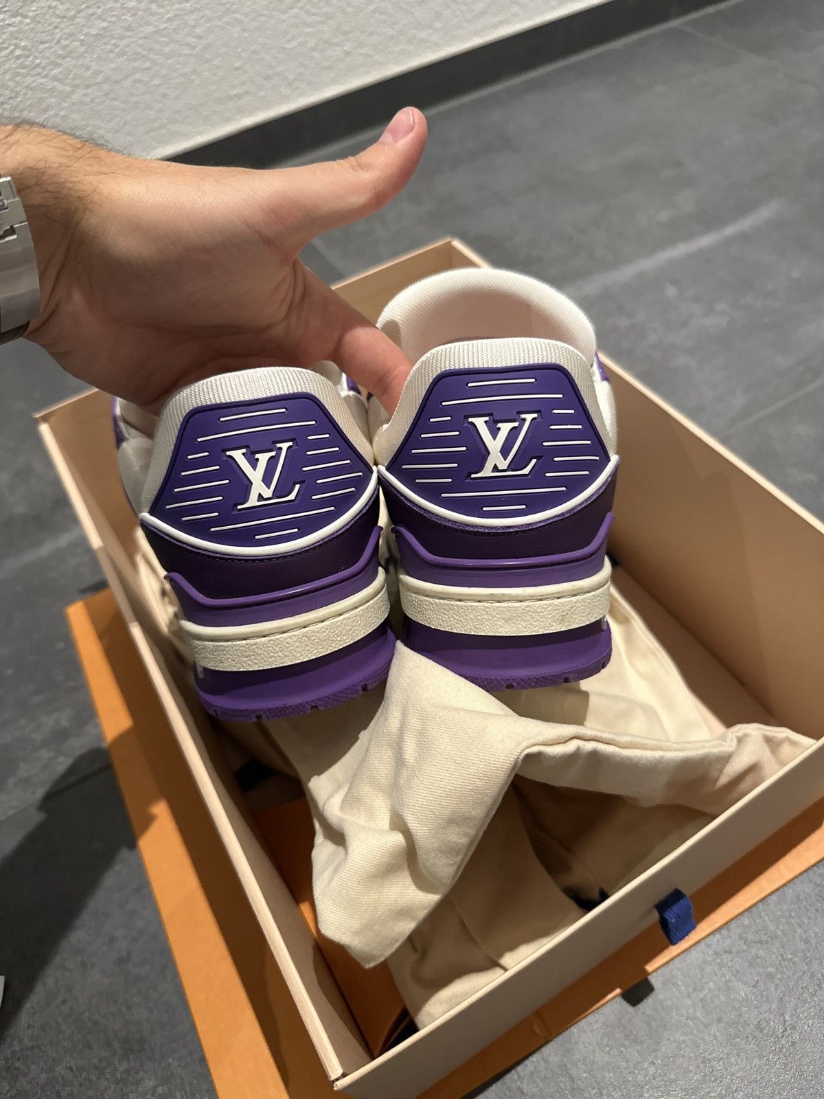Louis Vuitton Louis Vuitton Trainer Size US 9 / EU 42 - 7 Thumbnail