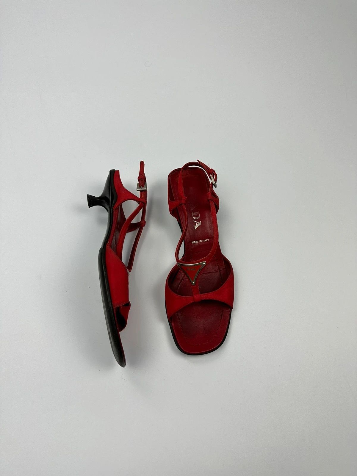 Prada Prada Milano SS2000 Red SlingBack Pumps Heels Size US 6 / IT 36 - 2 Thumbnail