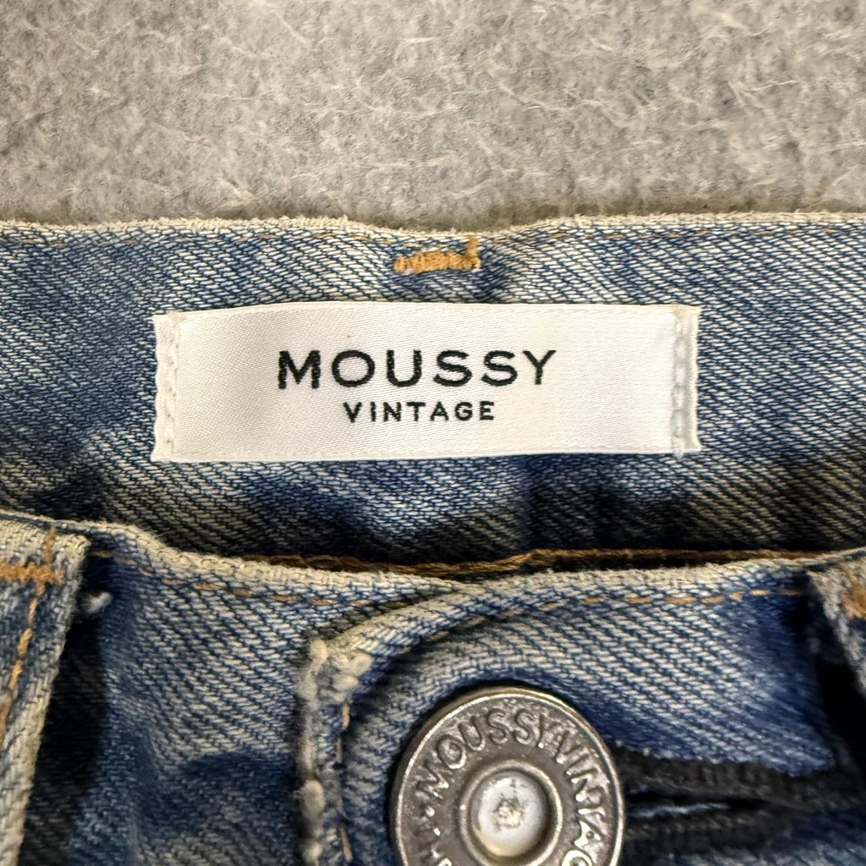 MOUSSY VINTAGE Moussy Jeans Women Size 23 Light Wash Distressed Straight Leg Blue (Ankle) Regular Slim? Size 40" / US 18 - 2 Thumbnail