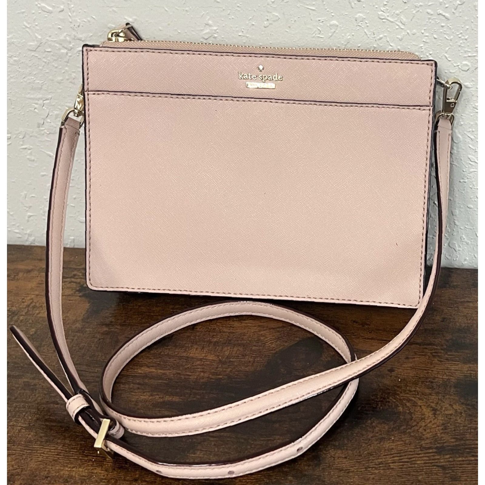 Pinko Kate Spade Crossbody Bag Pink Leather Purse Clutch Dusty Pink Small EUC Strap Detachable Strap Women Size ONE SIZE - 3 Thumbnail