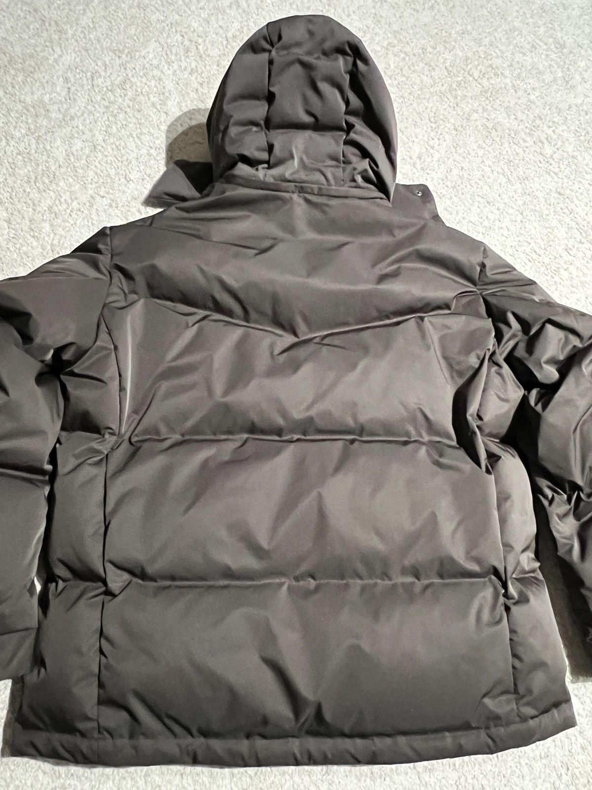 Jil Sander × Uniqlo Uniqlo +J Oversized Down Parka Olive Men's Size XL Size US XL / EU 56 / 4 - 2 Thumbnail